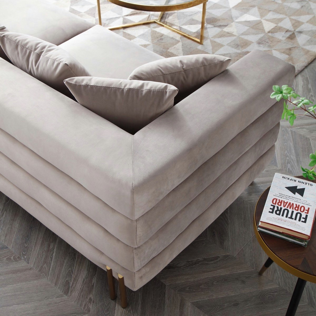 كنبة مخملية 3 مقاعد مع 7 وسائد - جوديث-hbxlivingroom-sofasandarmchairs-sofas-image-10