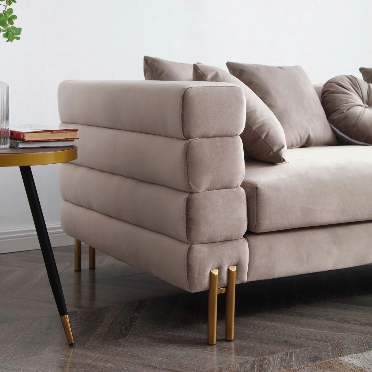 كنبة مخملية 3 مقاعد مع 7 وسائد - جوديث-hbxlivingroom-sofasandarmchairs-sofas-image-6