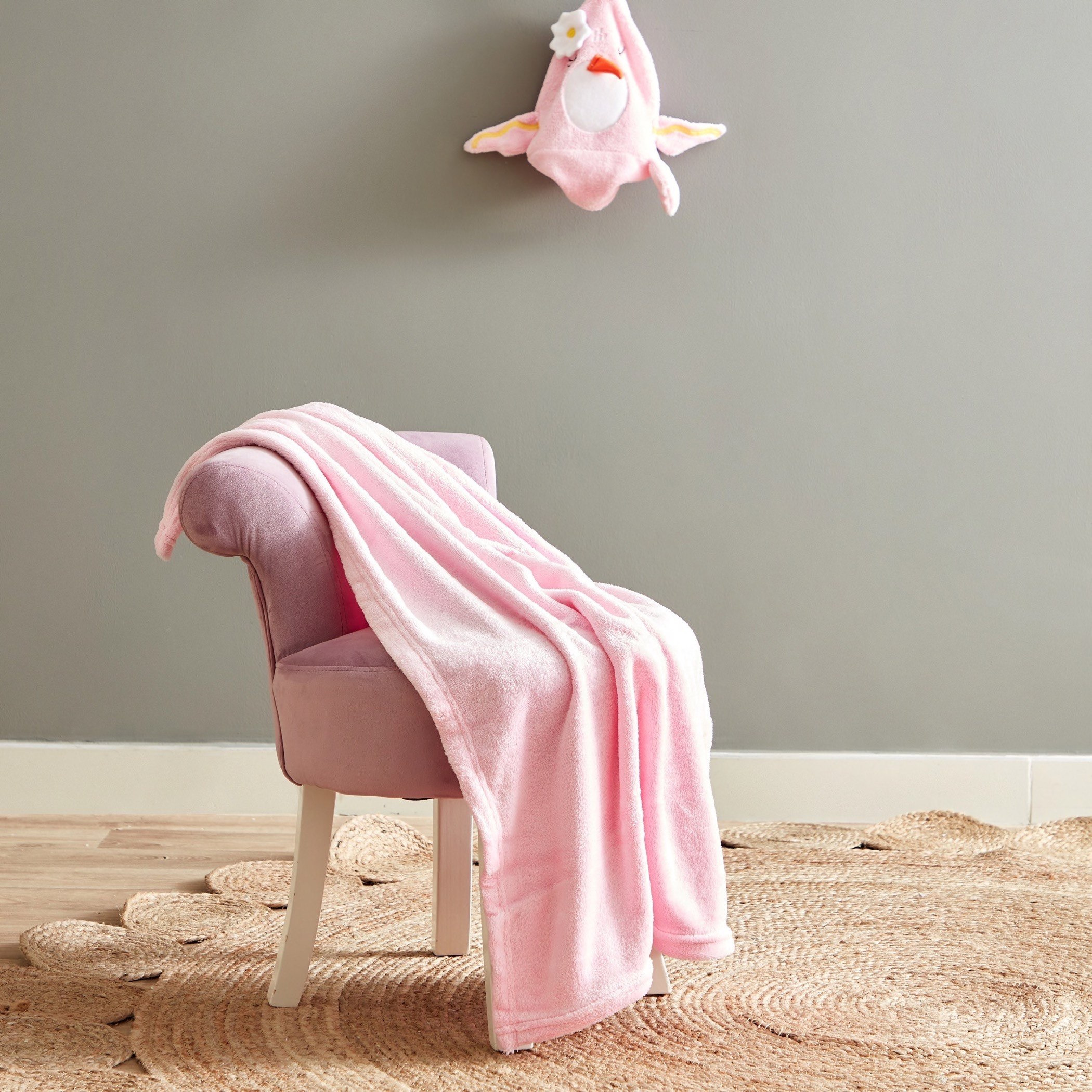 بطانية فلانيل محمولة من فونيكس- 76x102 سم-hbxhomeware-hbxkidsandyouth-image-1