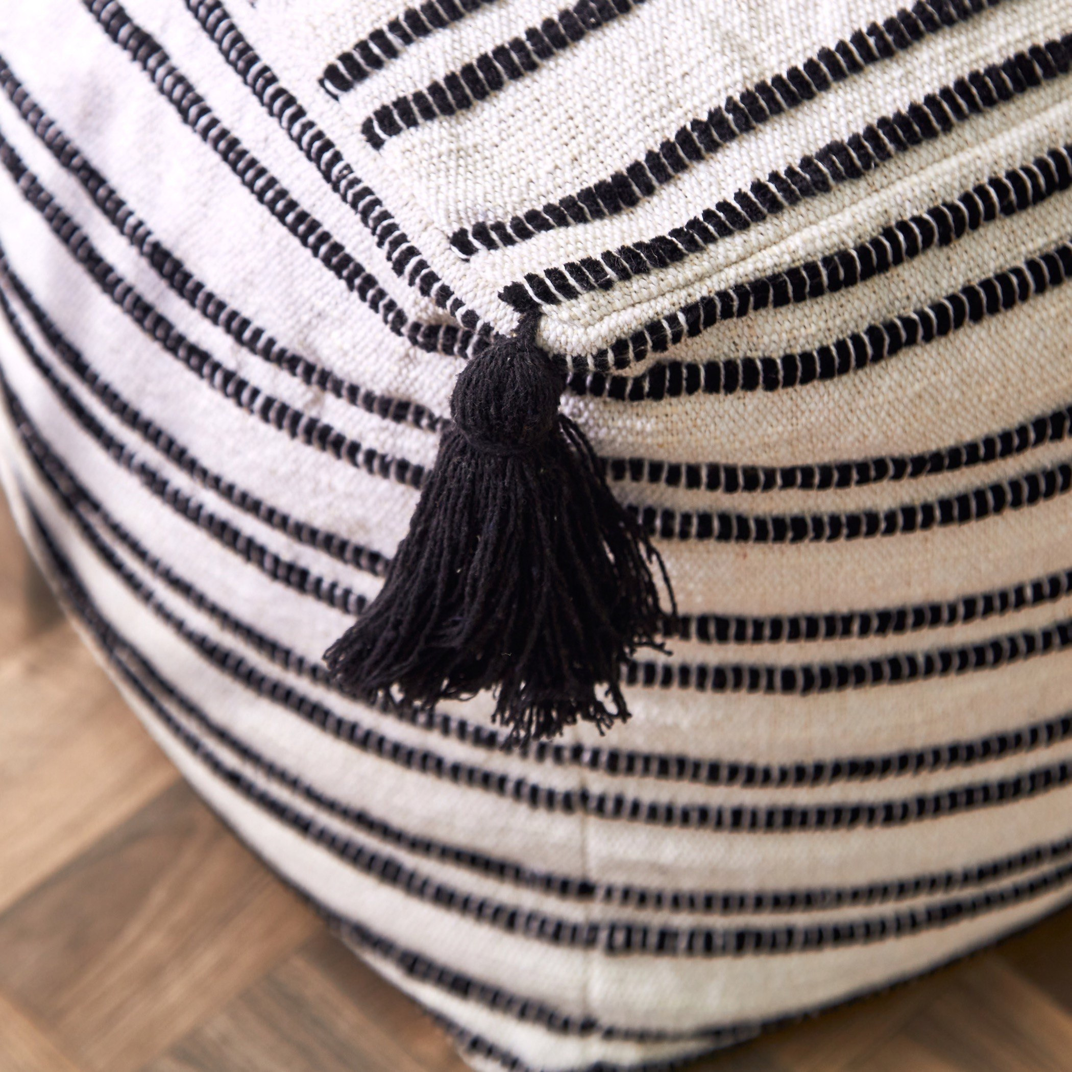مقعد بوف مونو - 40x40 سم-hbxlivingroom-sofasandarmchairs-ottomansandfootstools-image-2