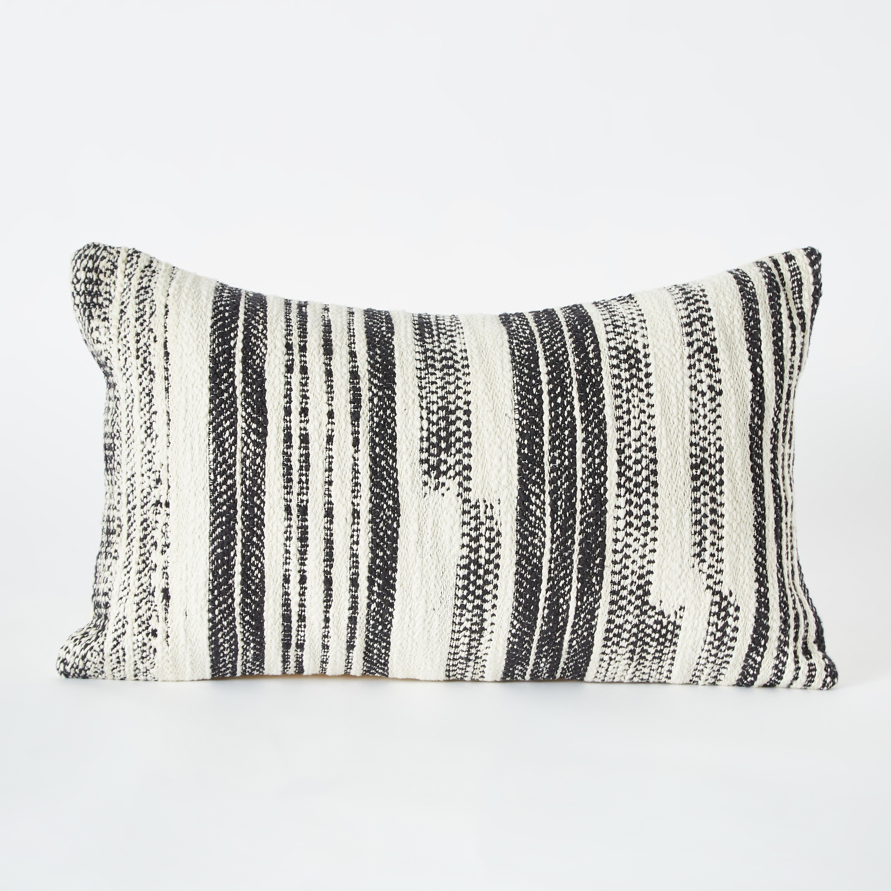 وسادة محشوة من مونو سلاب - 30x50 سم-hbxlivingroom-furnishings-cushionsandcovers-filledcushions-image-5
