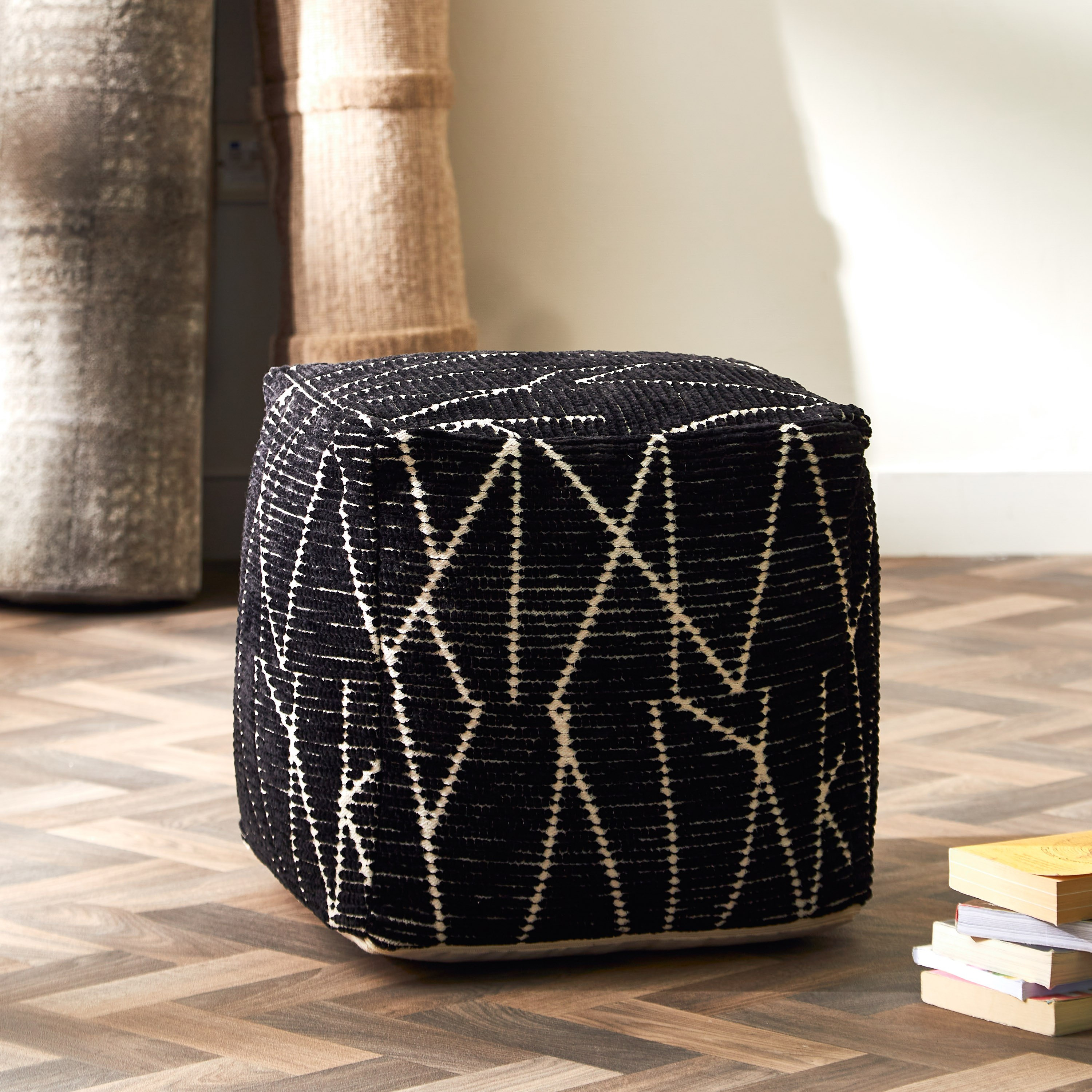بوف شنيل من نوفا - 40x40x40 سم-hbxlivingroom-sofasandarmchairs-ottomansandfootstools-image-1