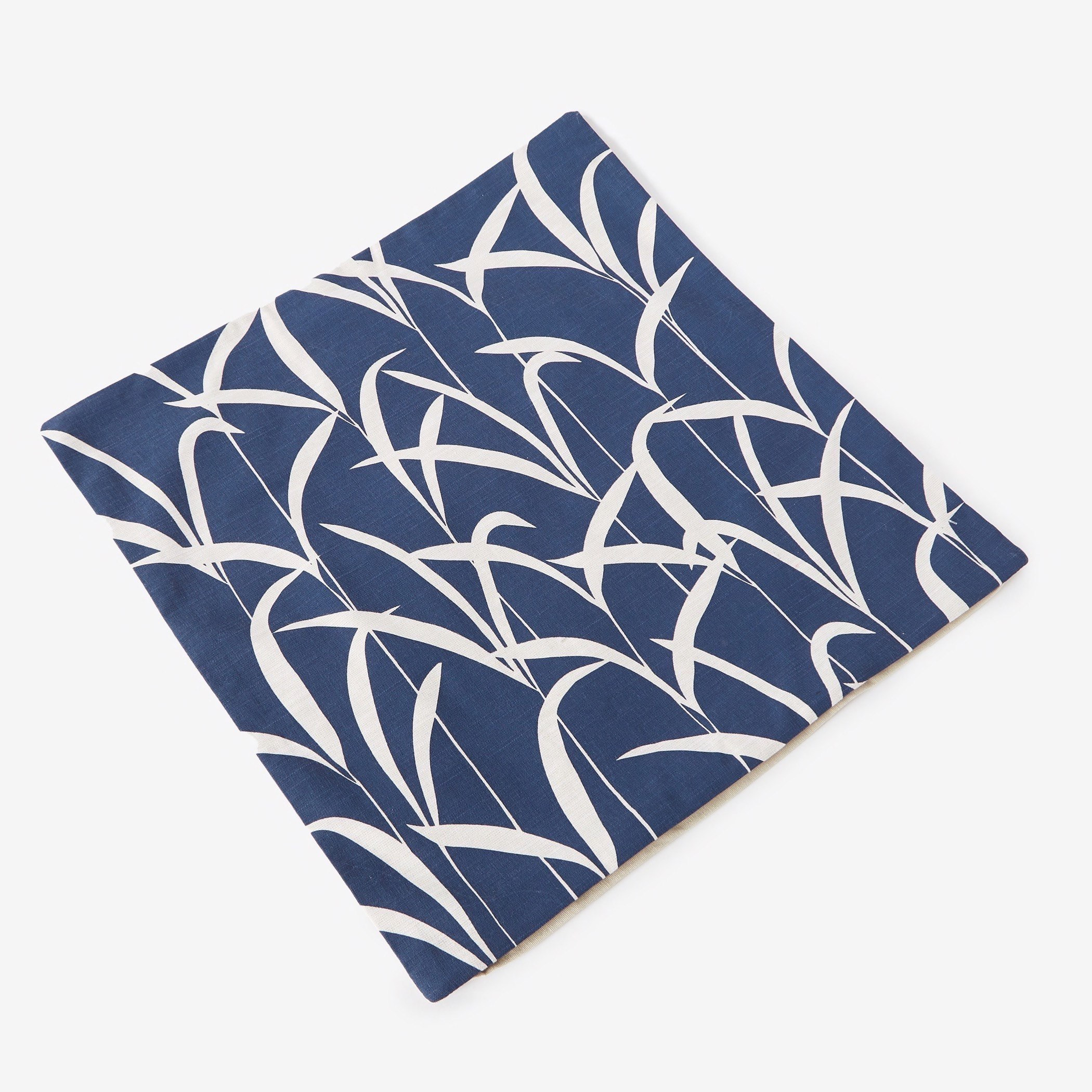 غطاء وسادة قطن بطبعات من ألفي - 50×50 سم-hbxhomeware-cushionsandcovers-cushioncovers-image-5