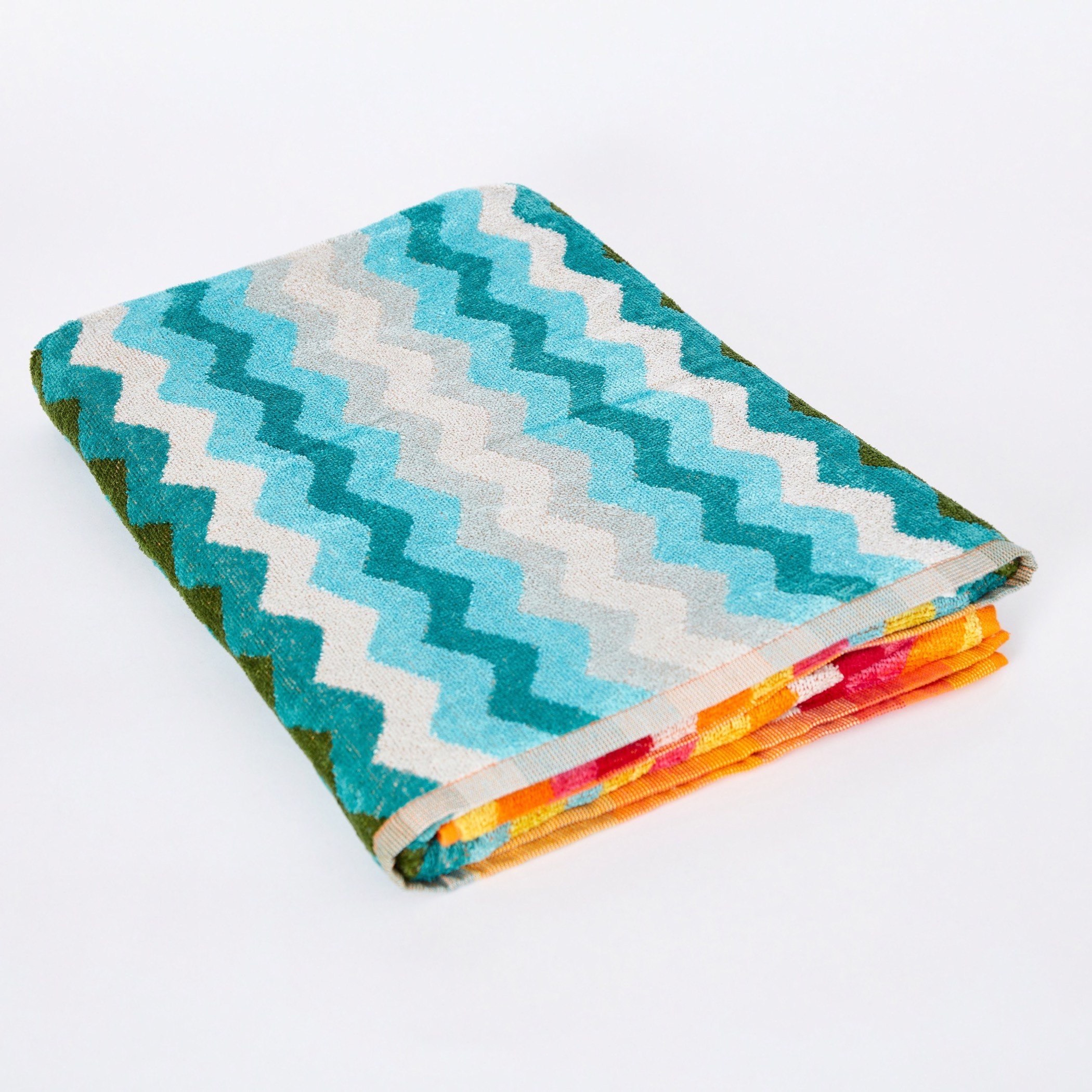 Vivid Waves Cotton Beach Towel - 86x160 cm-hbxbathroom-bathroomtextiles-image-5