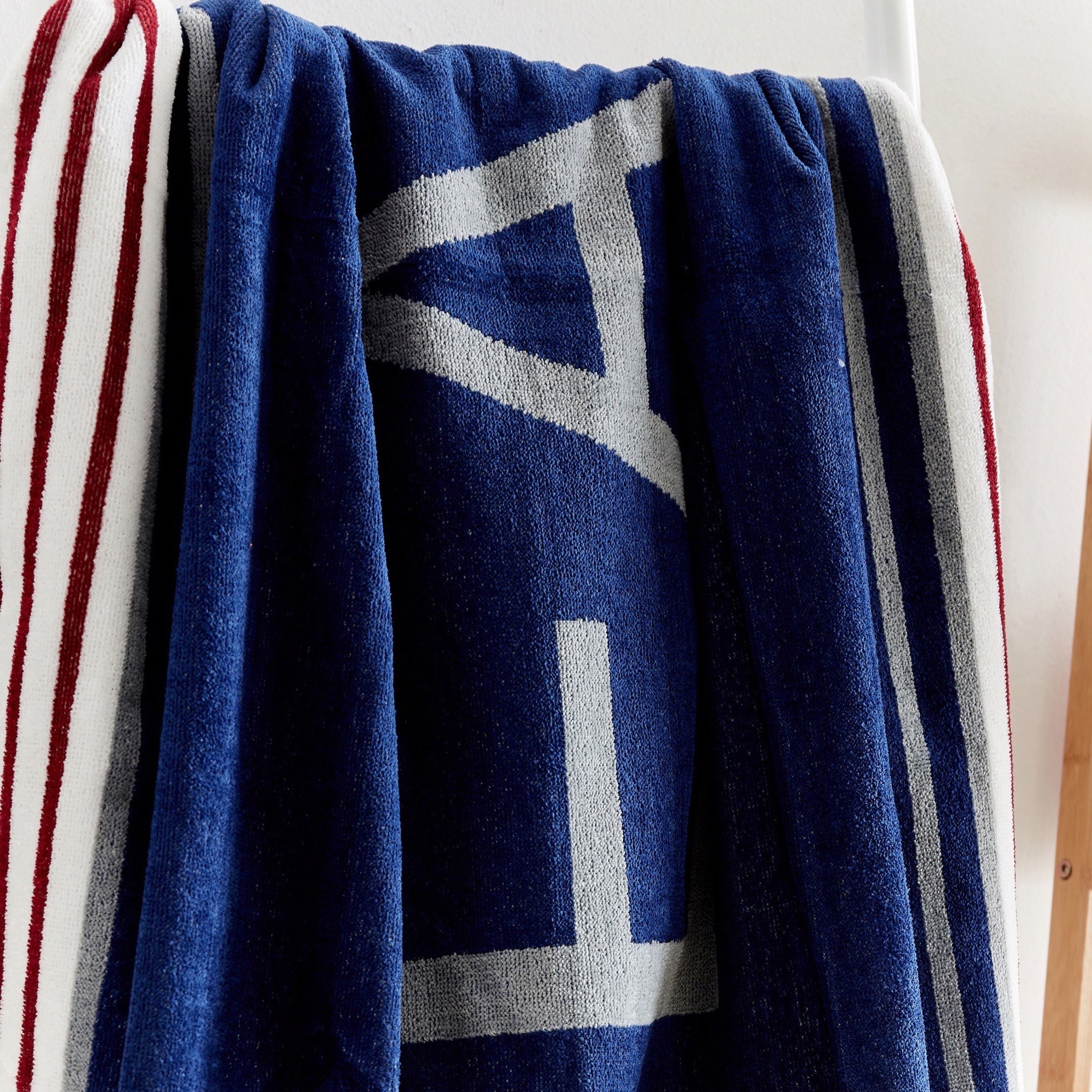 Vivid Beach Cotton Beach Towel - 86x160 cm-hbxbathroom-bathroomtextiles-image-2