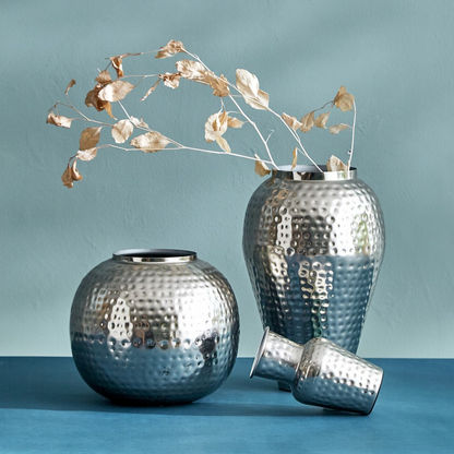 Essence Hammered Flower Vase - 26x26x21 cms