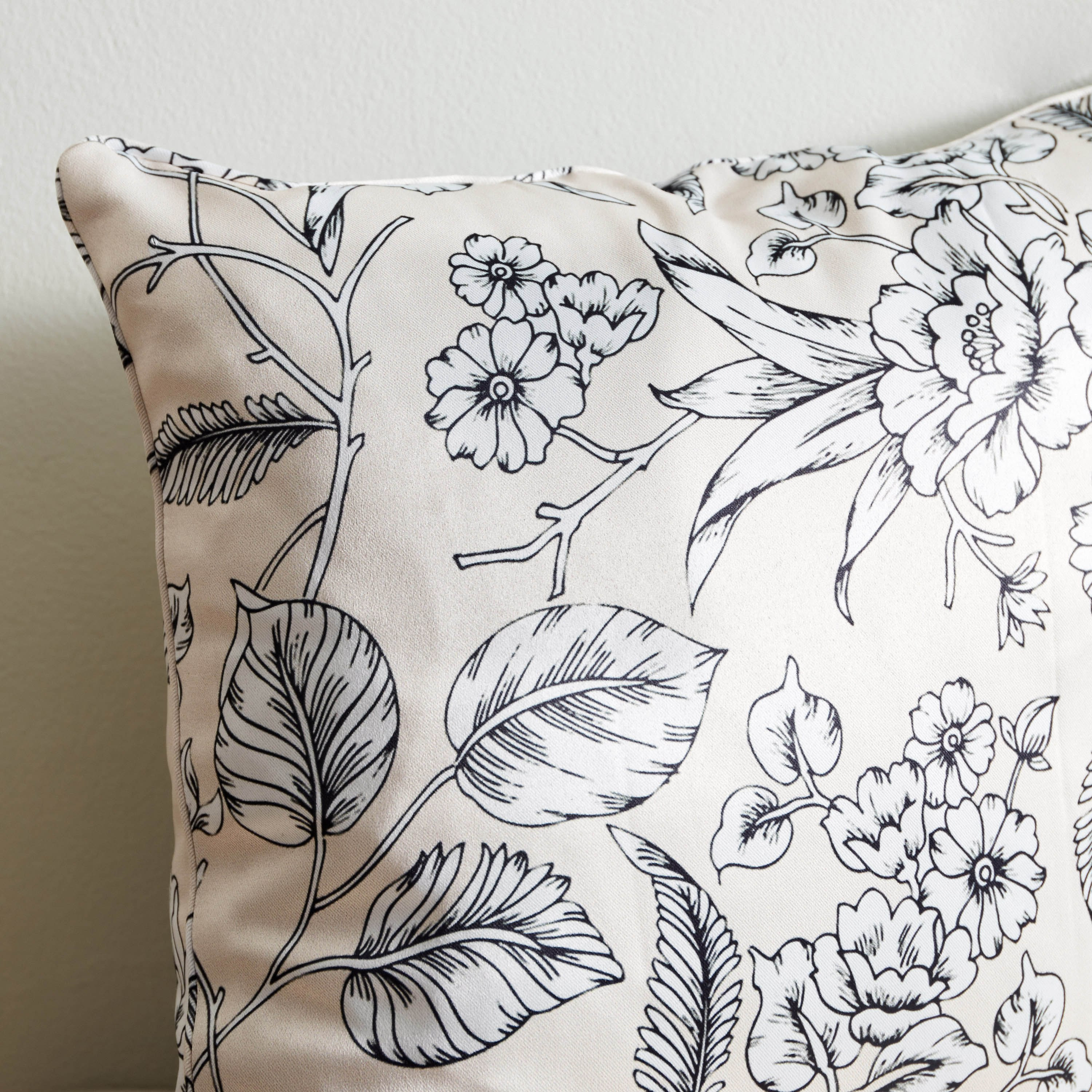 غطاء وسادة بطبعات من جلوم دورا - 40x40 سم-hbxhomeware-cushionsandcovers-cushioncovers-image-2