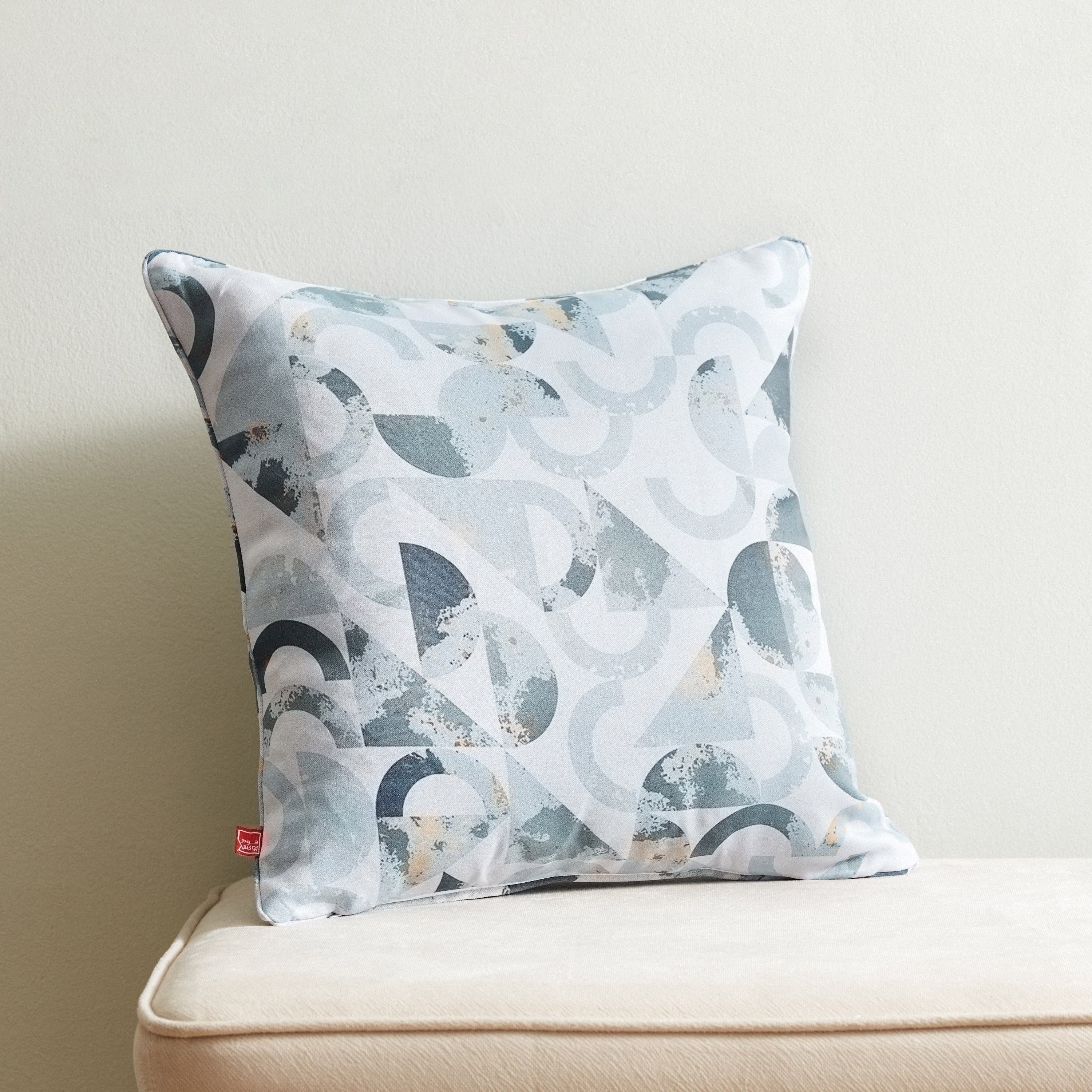 غطاء وسادة بطبعات من جلوم نورا - 40X40 سم-hbxhomeware-cushionsandcovers-cushioncovers-image-1