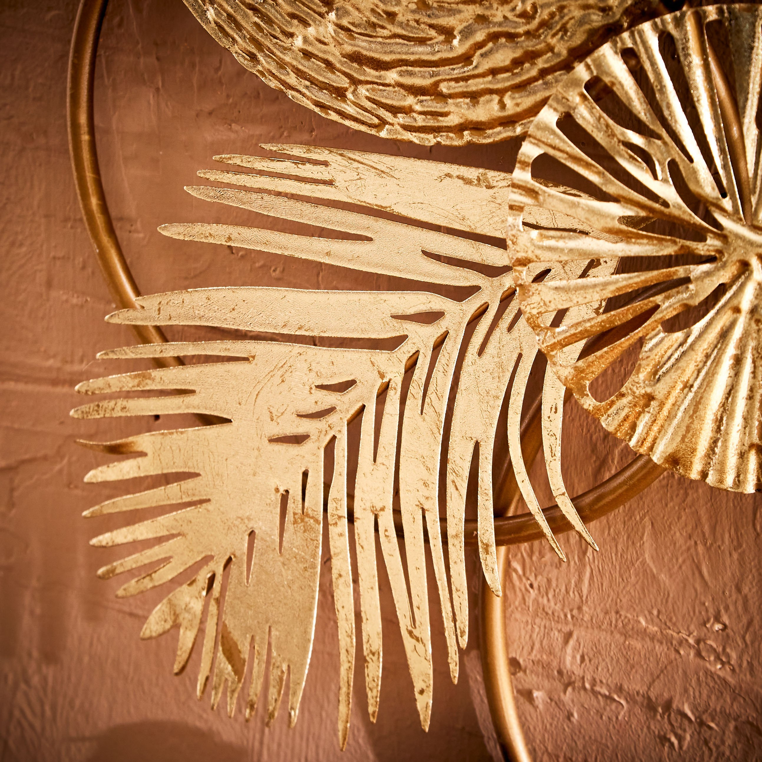 زينة حائط معدن من والتون - 38x4x74 سم-hbxdiningroom-walldecor-wallart-image-3