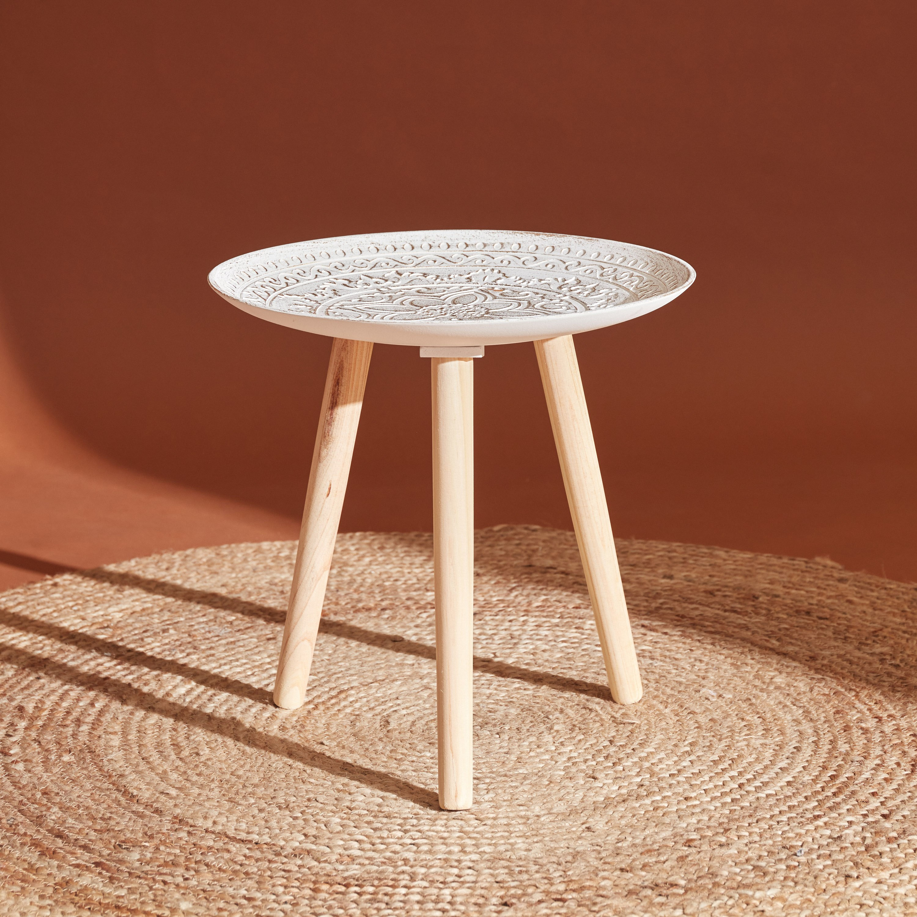طاولة زينة إم دي إف من زيلا هابيتيشن - 40x40x34 سم-hbxdecorandfurnishings-tabletop-serveware-image-1