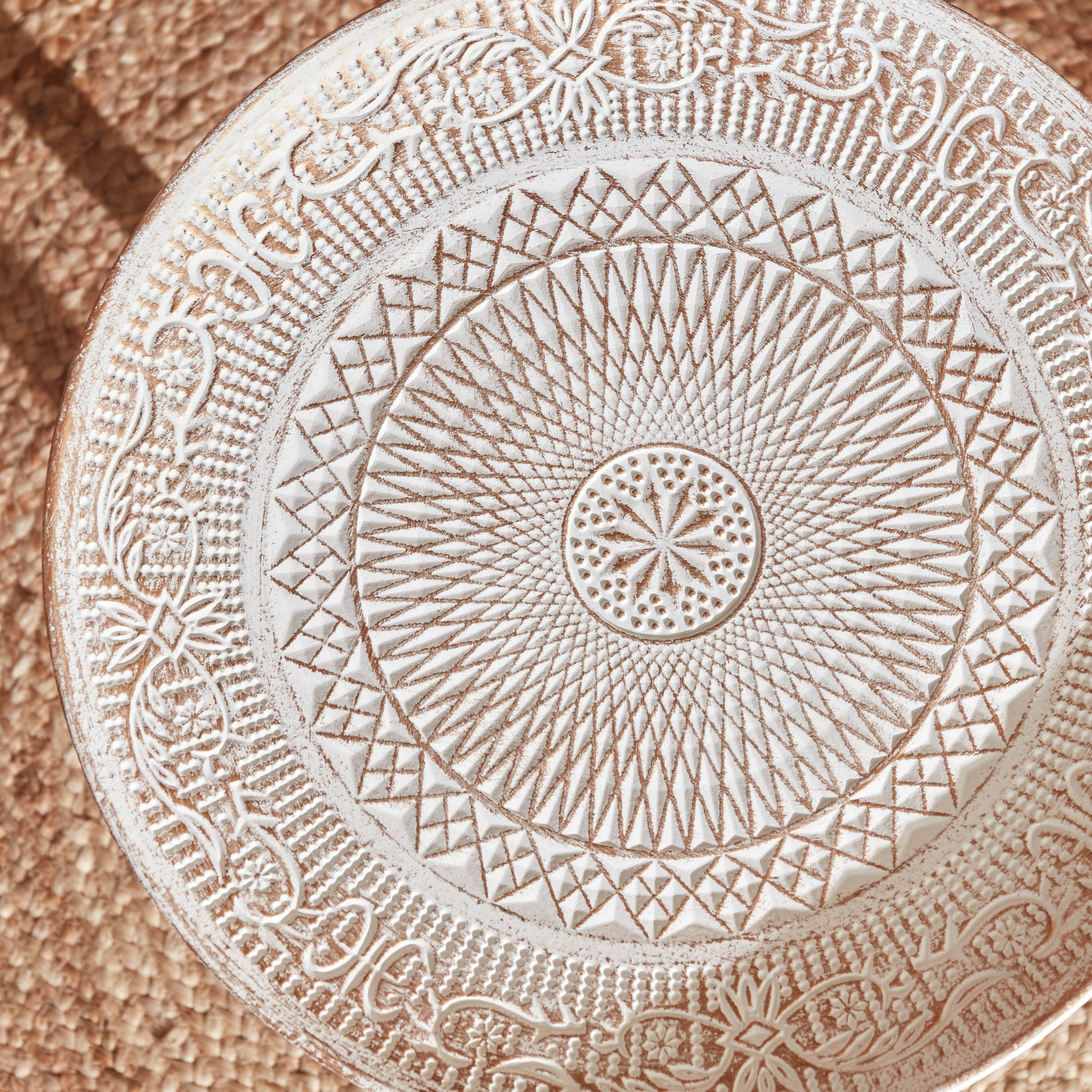 زينة طاولة إم دي إف من زيلا - 40x40x34 سم-hbxdecorandfurnishings-tabletop-serveware-image-3