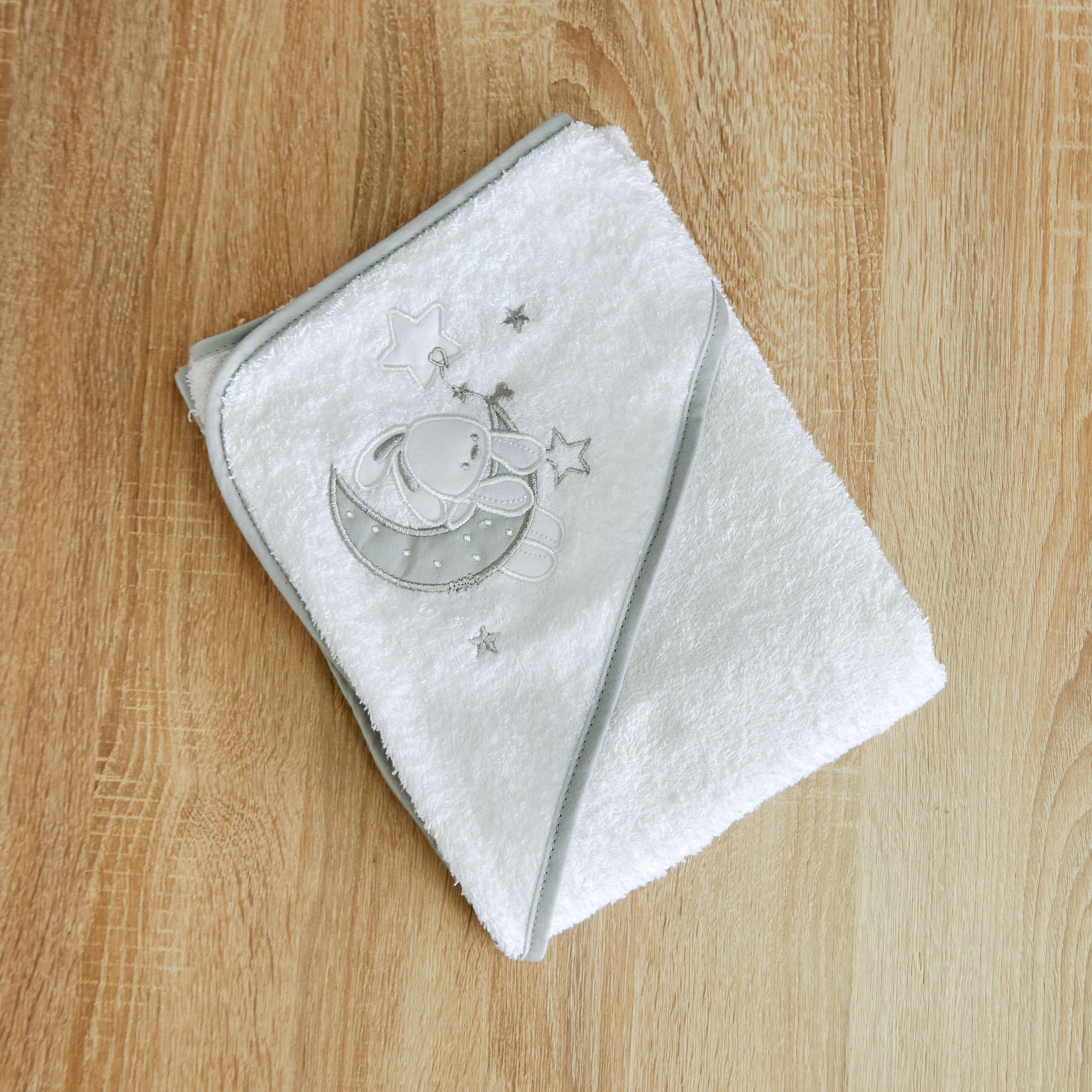 منشفة حمام كبيرة بقبعة - 90×90 سم - ليليبوساس-hbxhomeware-hbxkidsandyouth-image-2