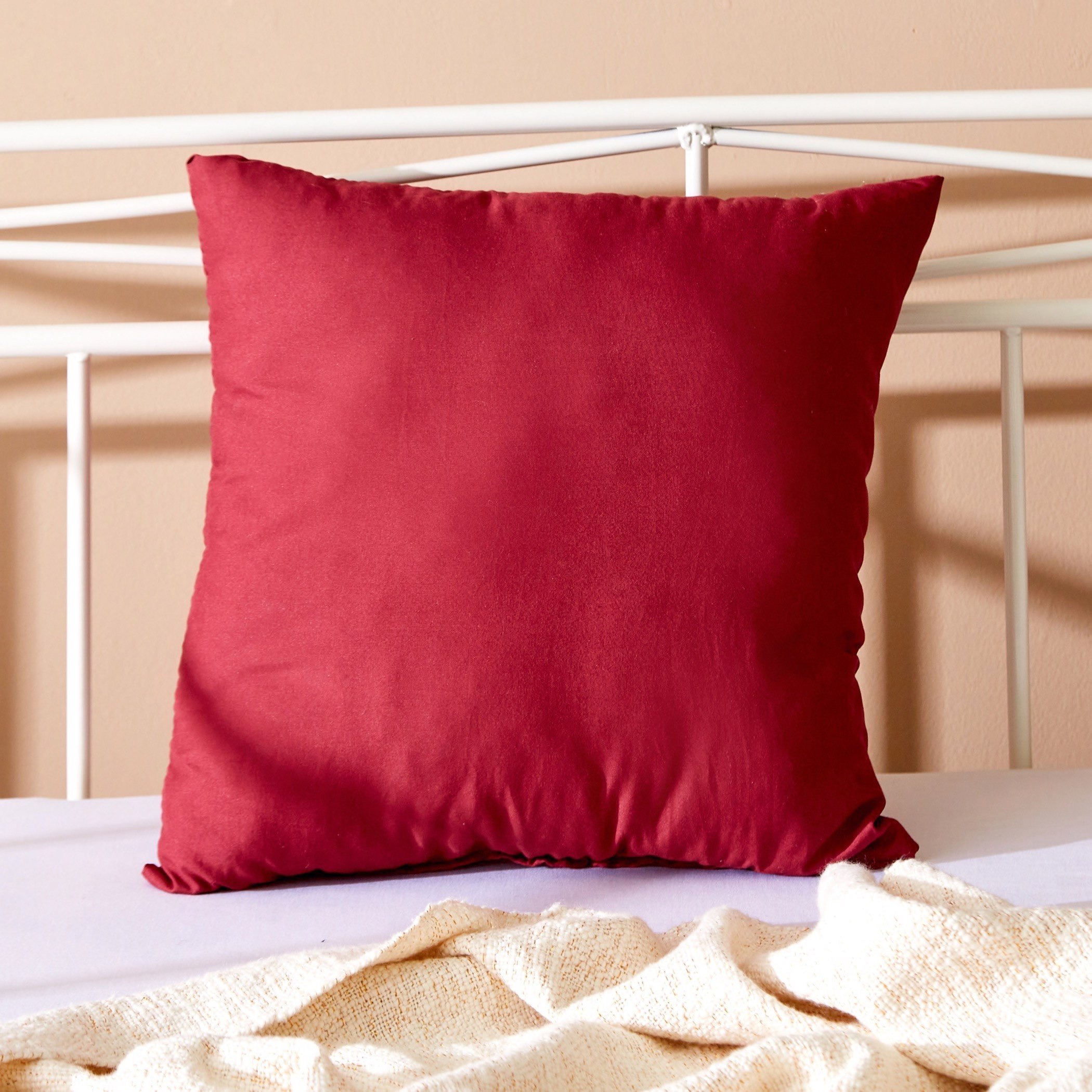 وسادة محشوة ألياف دقيقة من أكسيس - 40x40 سم-hbxlivingroom-furnishings-cushionsandcovers-filledcushions-image-1