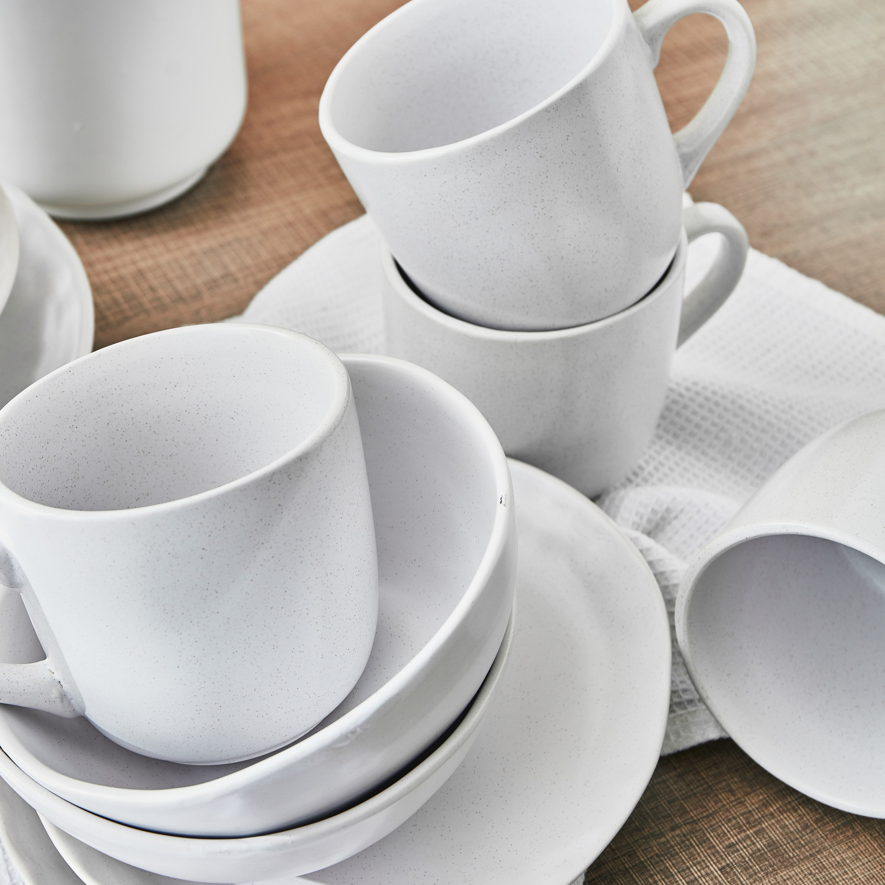 Vintage 16-Piece Stoneware Dinner Set-hbxhomeware-hbxkitchen-image-5