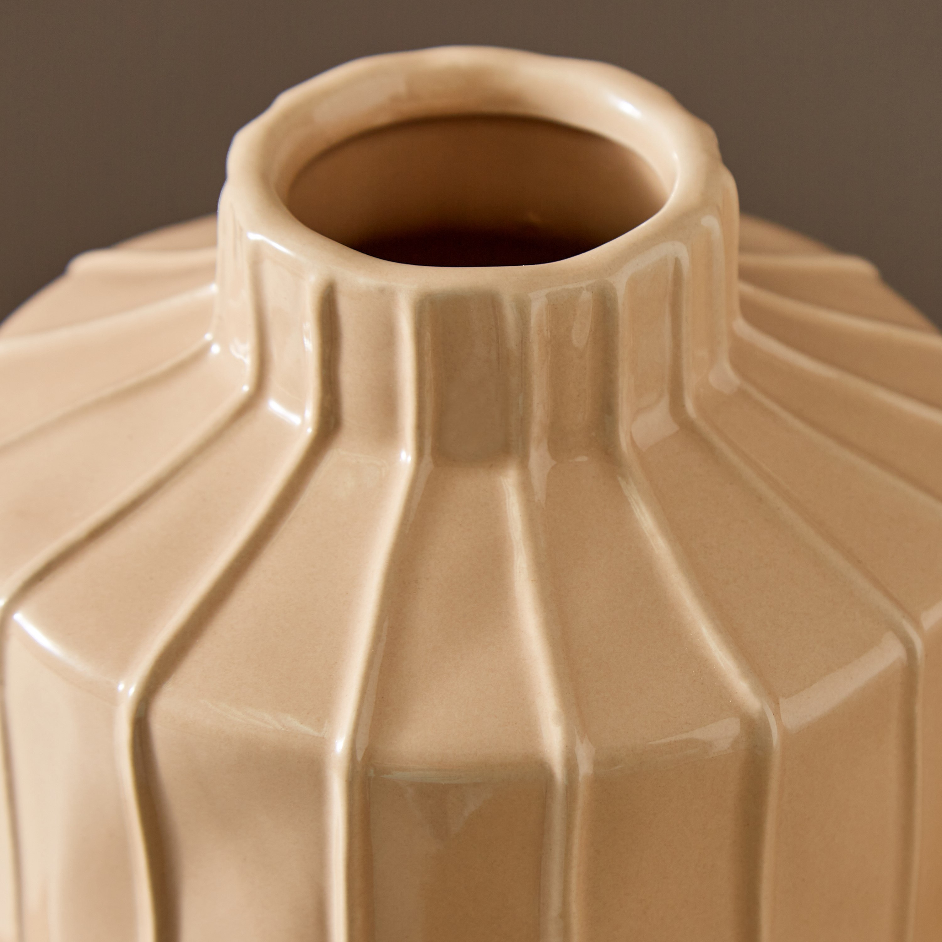 مزهرية سيراميك من سانسا - 15.5x15.5x19 سم-hbxbedroom-decorandaccessories-vases-image-3