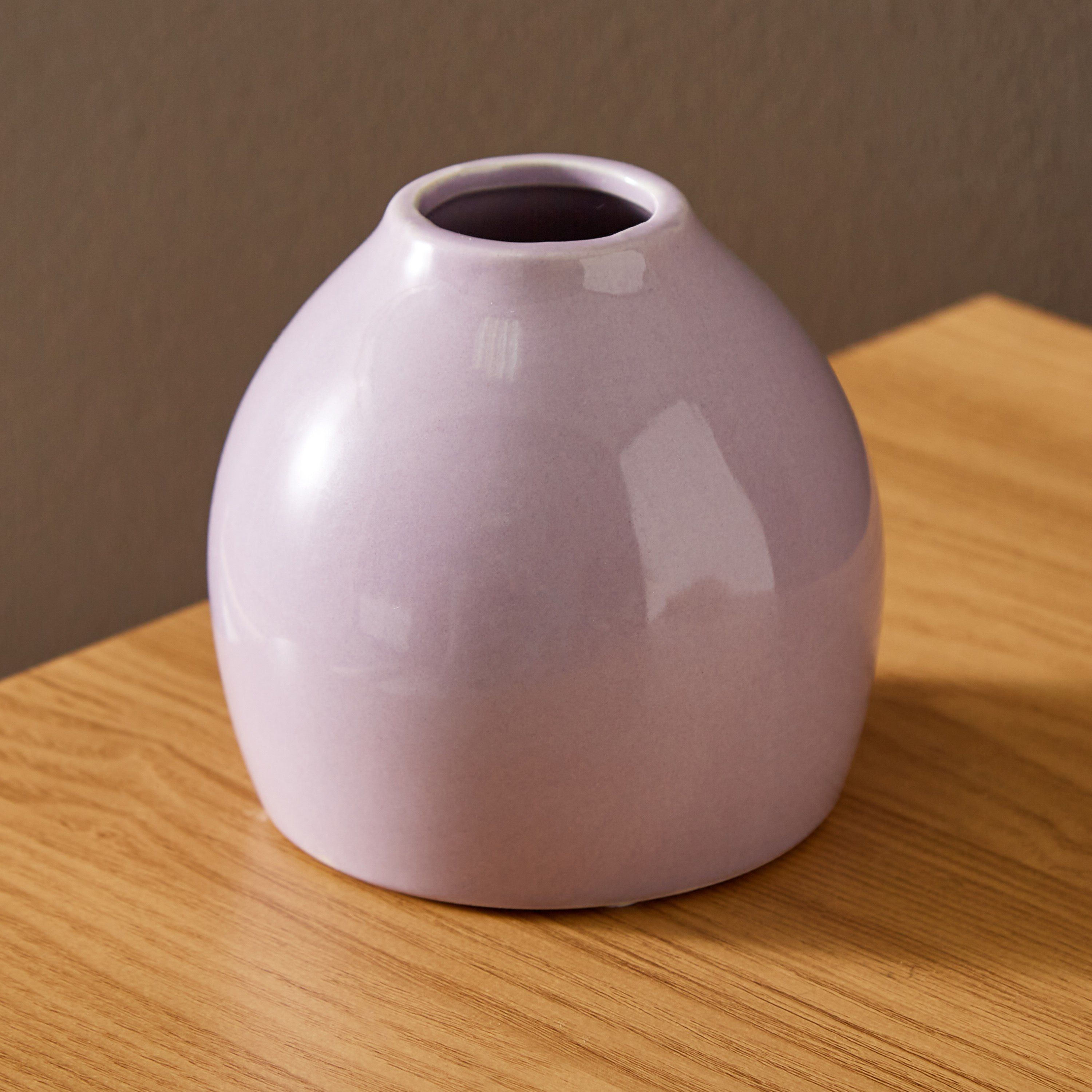 مزهرية خزف بشكل مثلث من سانسا - 11×11×13 سم-hbxbedroom-decorandaccessories-vases-image-2