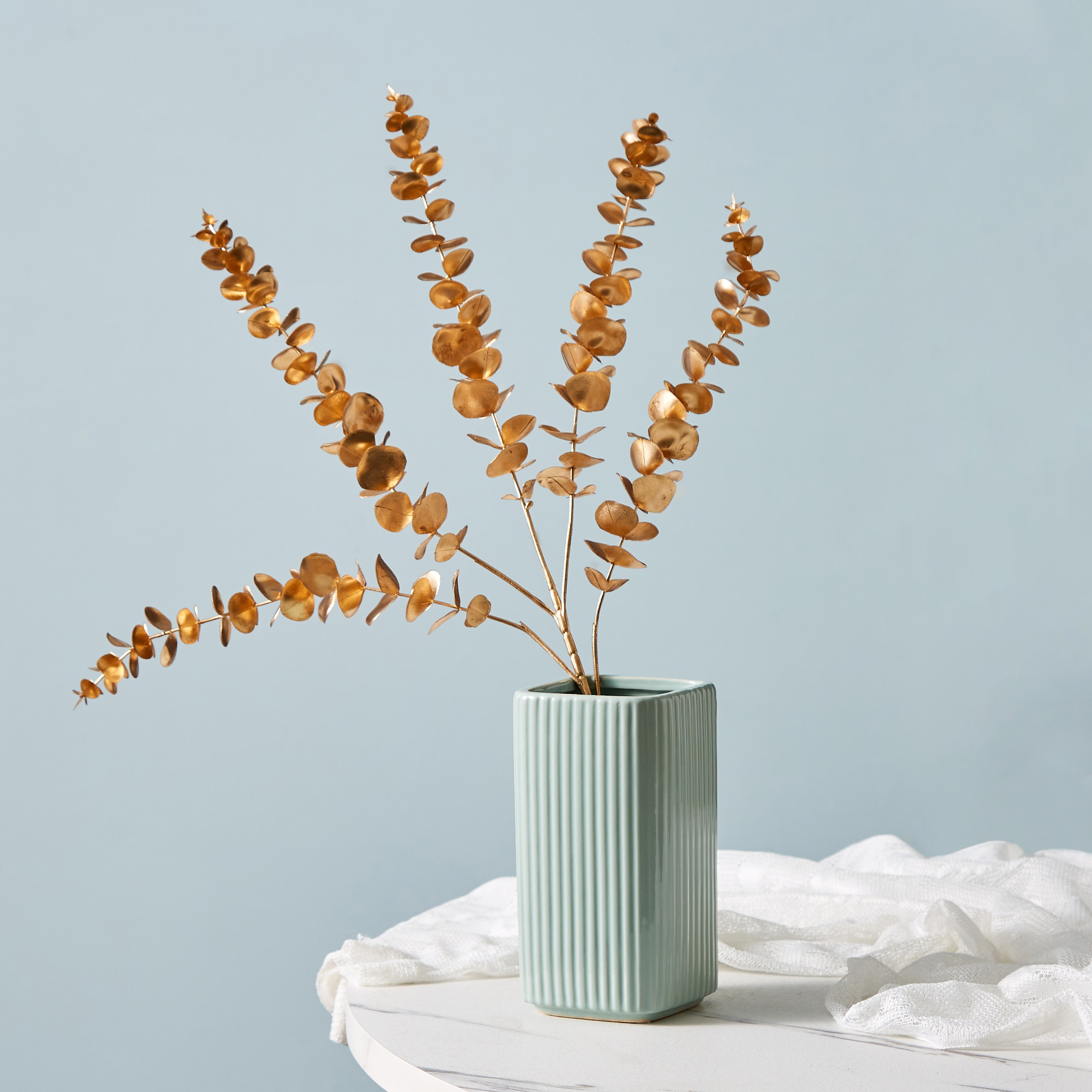 مزهرية سيراميك طويلة مضلعة بشكل مكعب من سانسا - 10.5x10.5x20 سم-hbxbedroom-decorandaccessories-vases-image-1