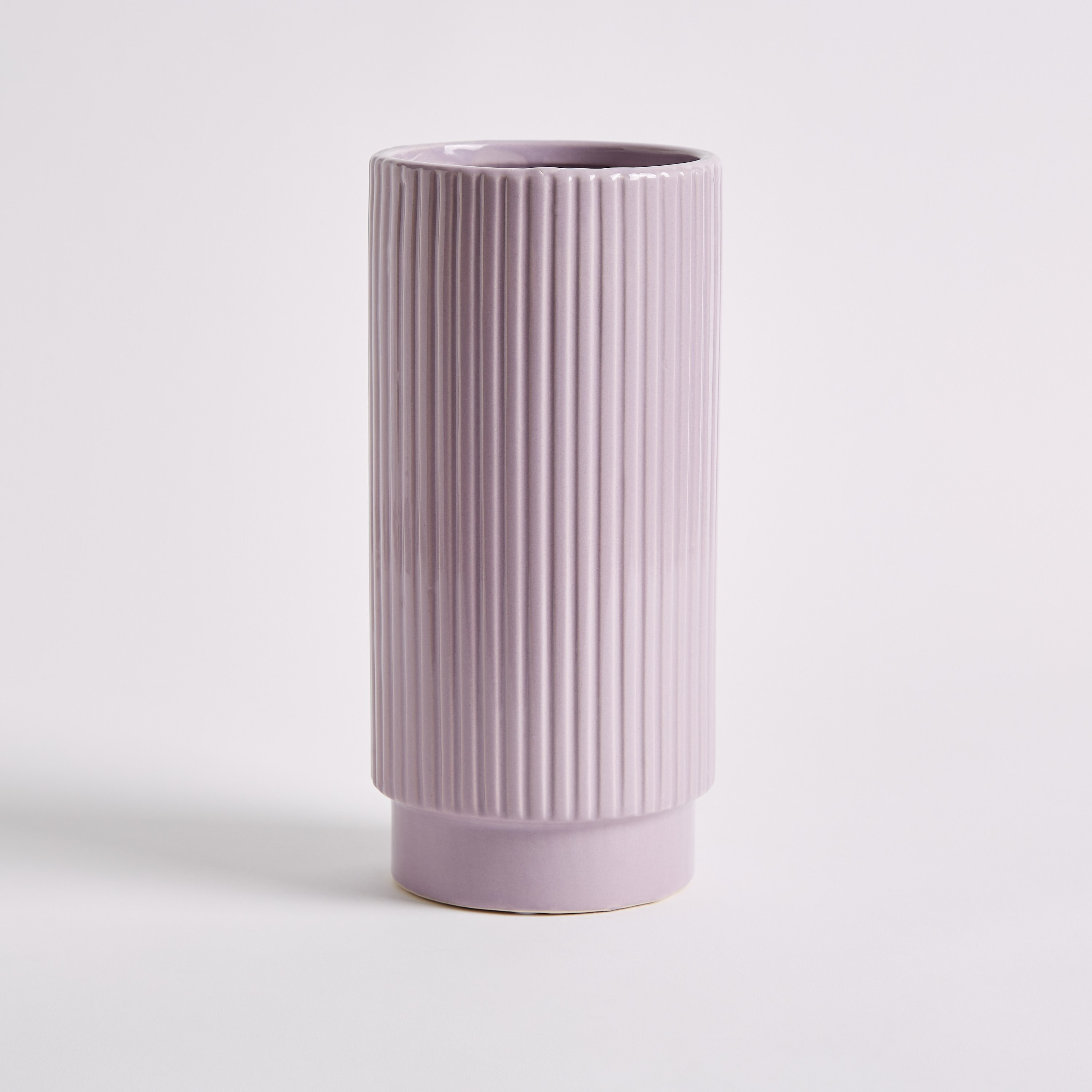 Sansa Tall Ceramic Ribbed Vase with Stand - 12x12x25 cm-hbxbedroom-decorandaccessories-vases-image-5