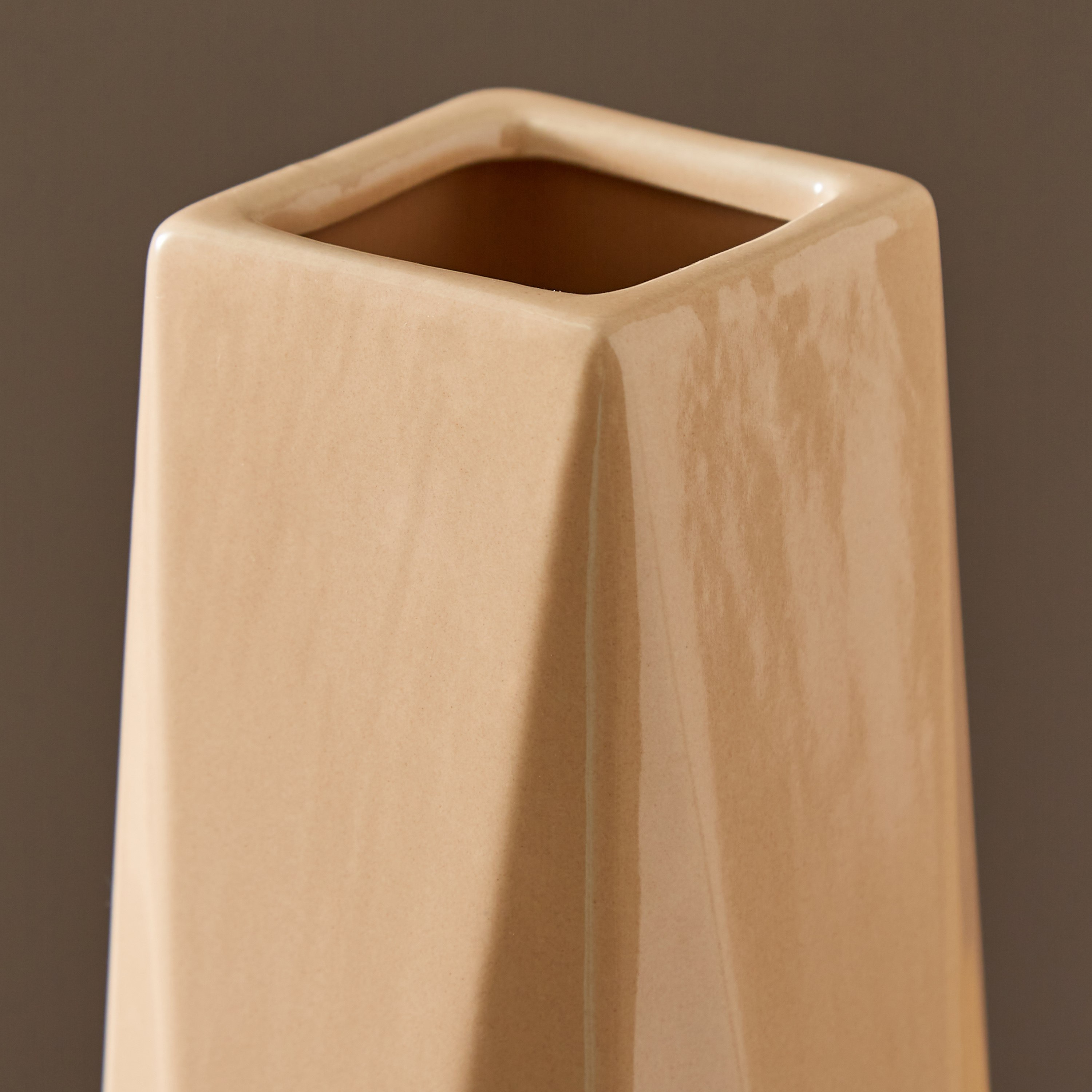 Sansa Ceramic Faceted Vase - 12.5x12.5x30 cm-hbxbedroom-decorandaccessories-vases-image-3