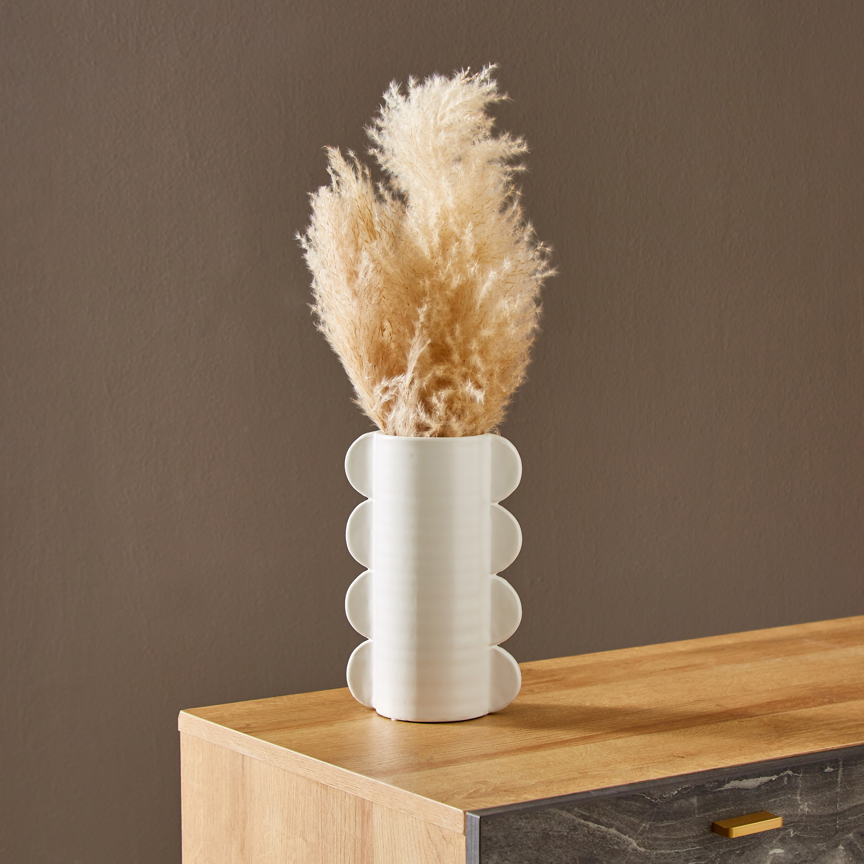 مزهرية أسطوانية سيراميك متوسطة بتصميم كروي من سانسا - 14x9x22 سم-hbxbedroom-decorandaccessories-vases-image-1