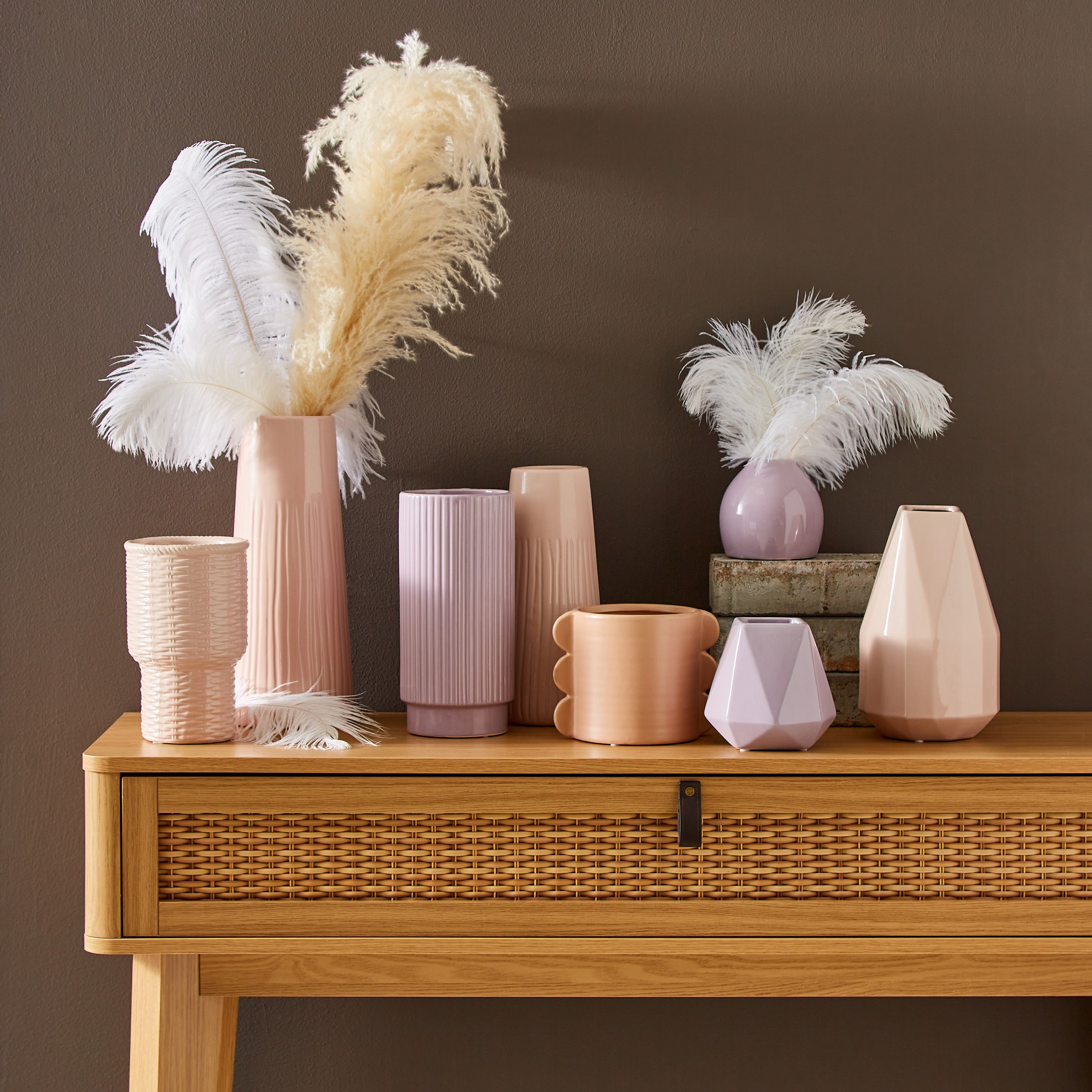 مزهرية أسطوانية سيراميك صغيرة بتصميم كروي من سانسا - 17.5x13.5x13.5 سم-hbxbedroom-decorandaccessories-vases-image-4