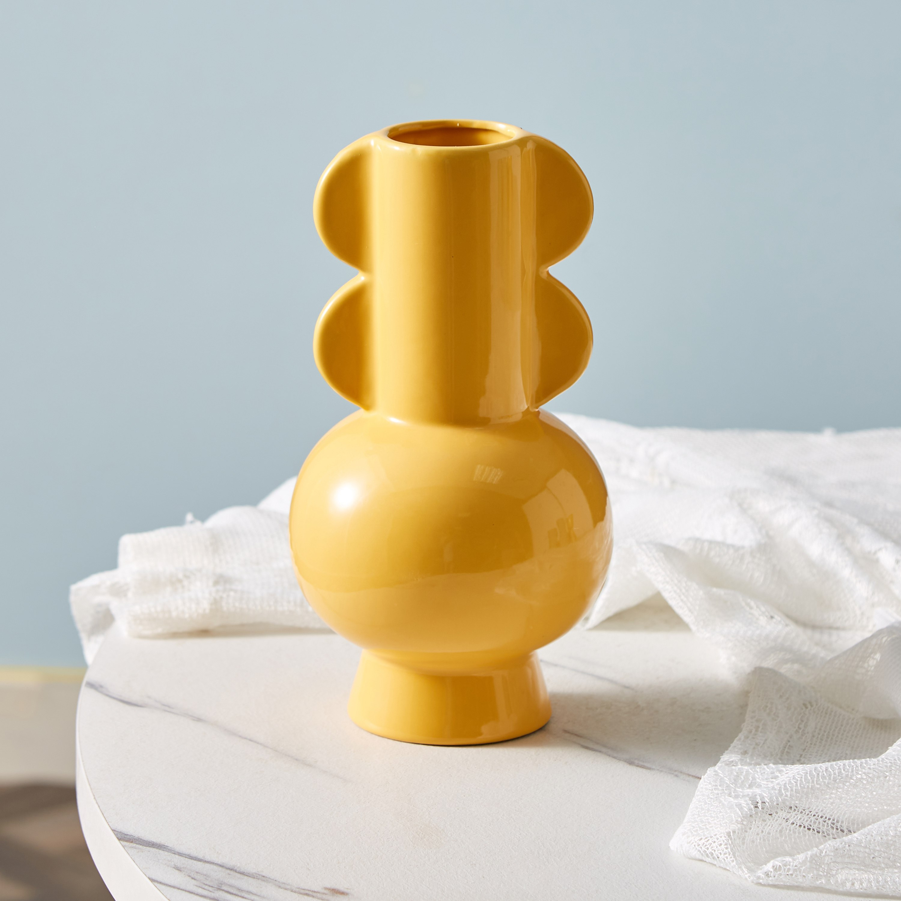 مزهرية سيراميك مزيّنة بشكل كروي من سانسا - 13x13x24.5 سم-hbxbedroom-decorandaccessories-vases-image-2