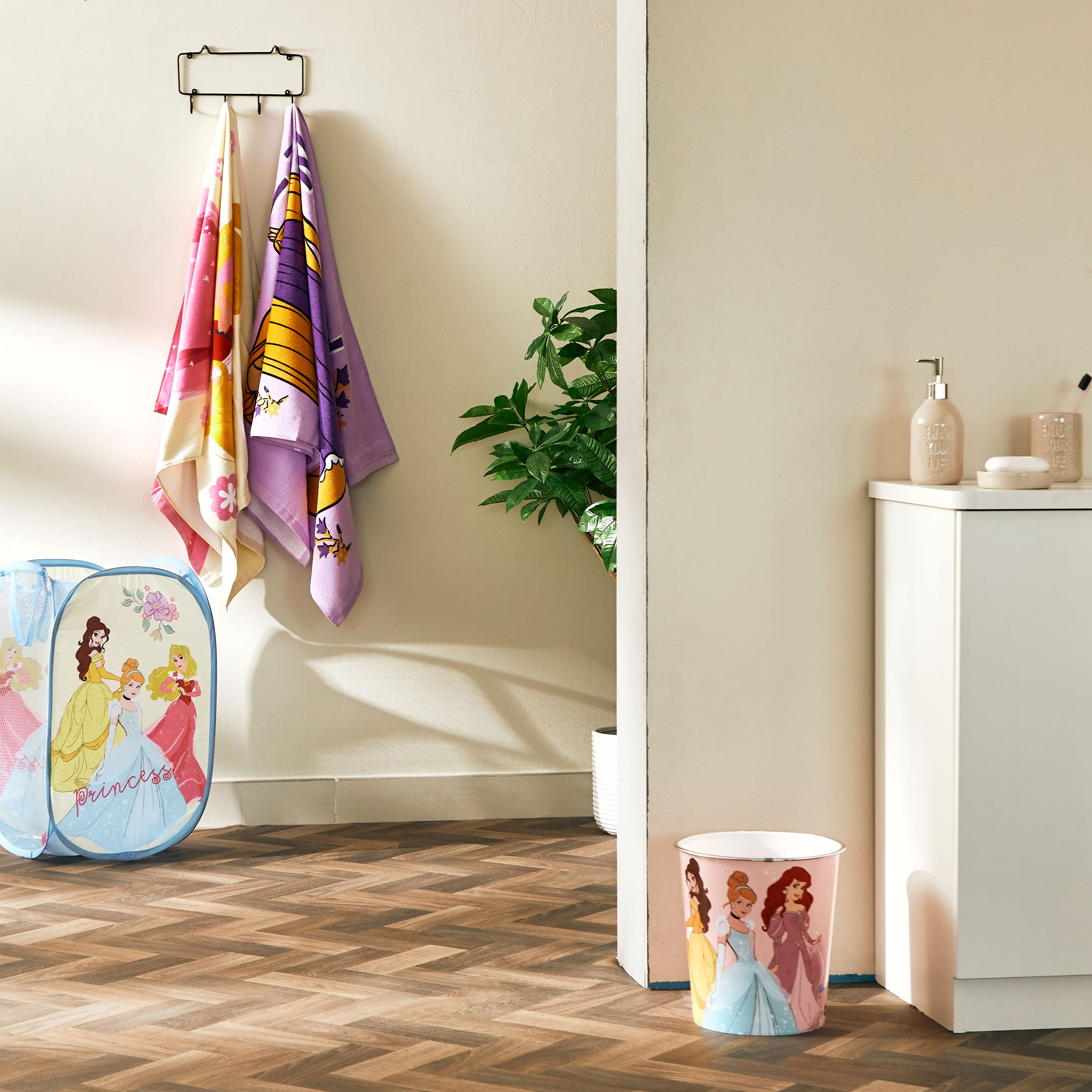 سلّة نفايات برنسيس - 26x25 لتر-hbxhomeware-hbxkidsandyouth-image-3