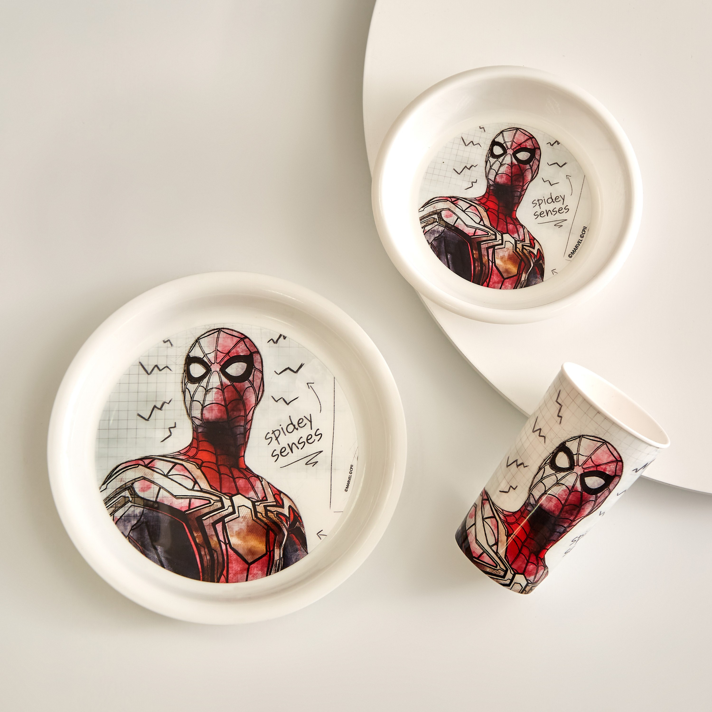 طقم إفطار بلاستيك بطبعات سبايدرمان 3- قطع-hbxhomeware-hbxkidsandyouth-image-1