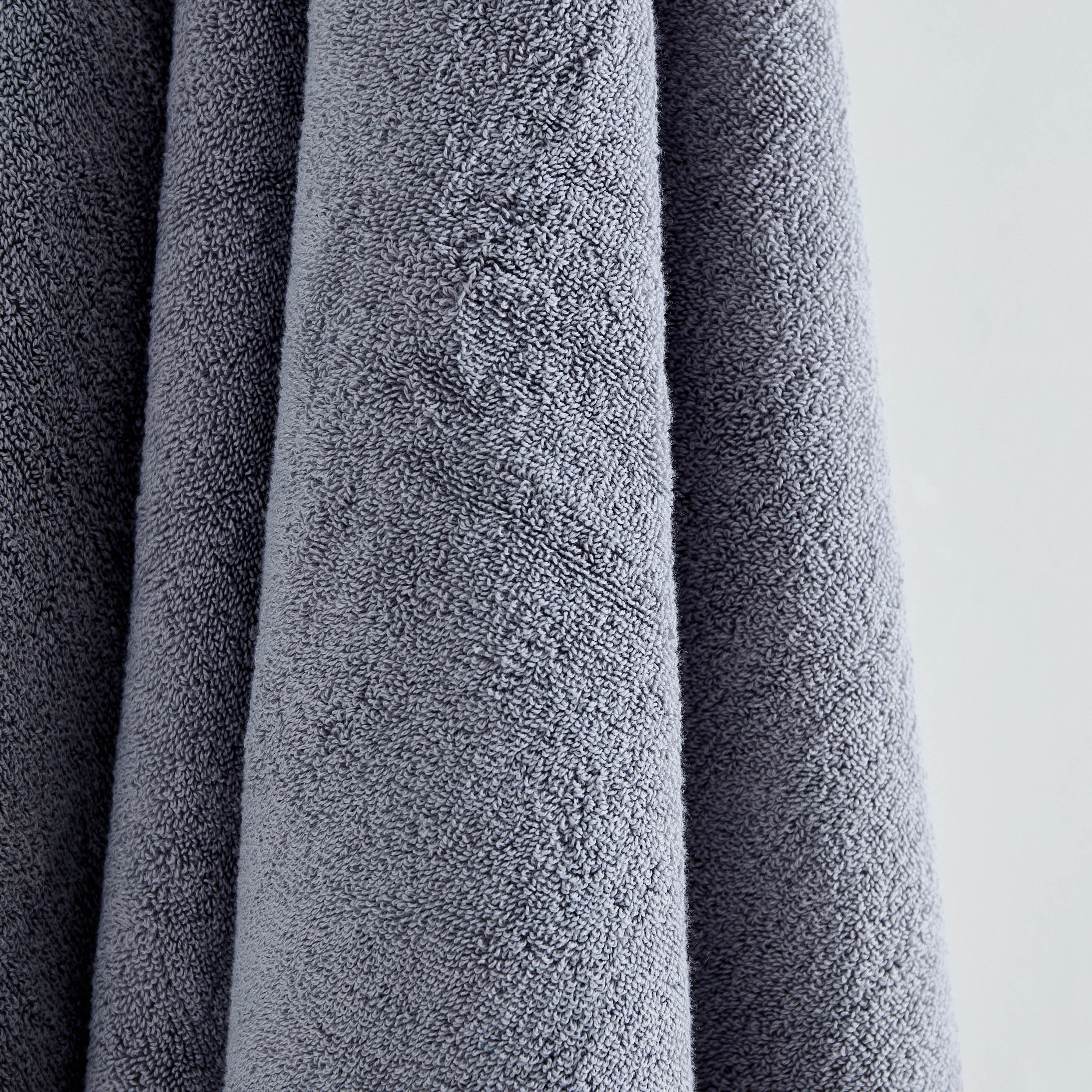 Petra Foil Printed Cotton Towel - 70x140 cm-hbxbathroom-bathroomtextiles-image-3