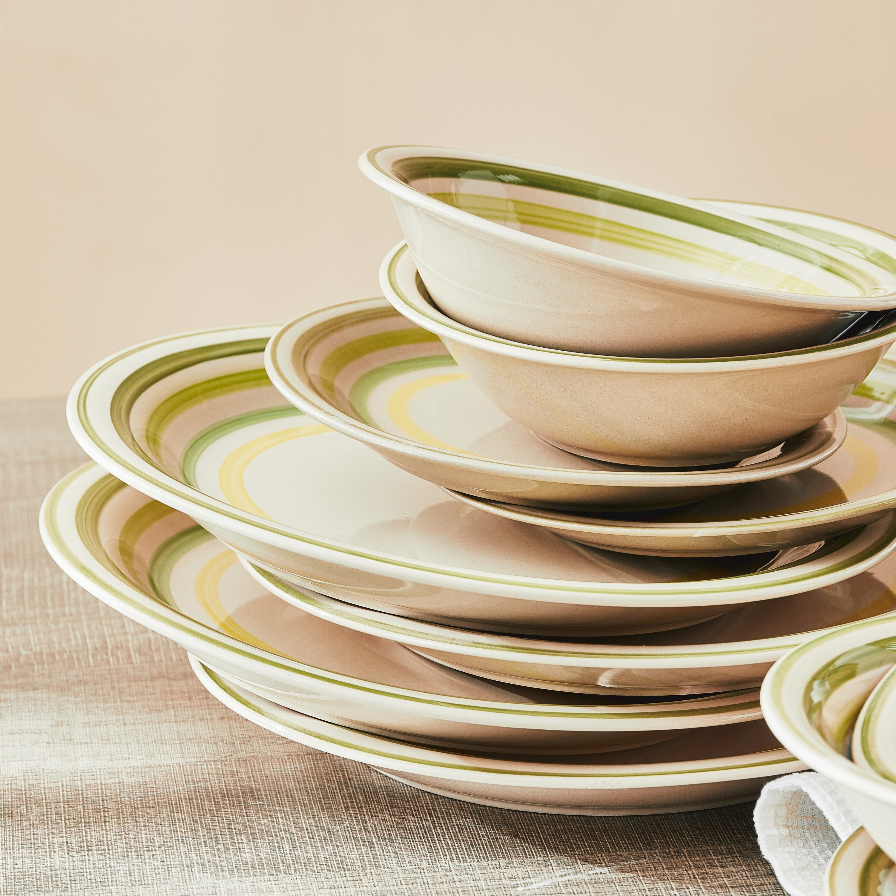 Timeless 16-Piece Stoneware Dinner Set-hbxhomeware-hbxkitchen-image-4