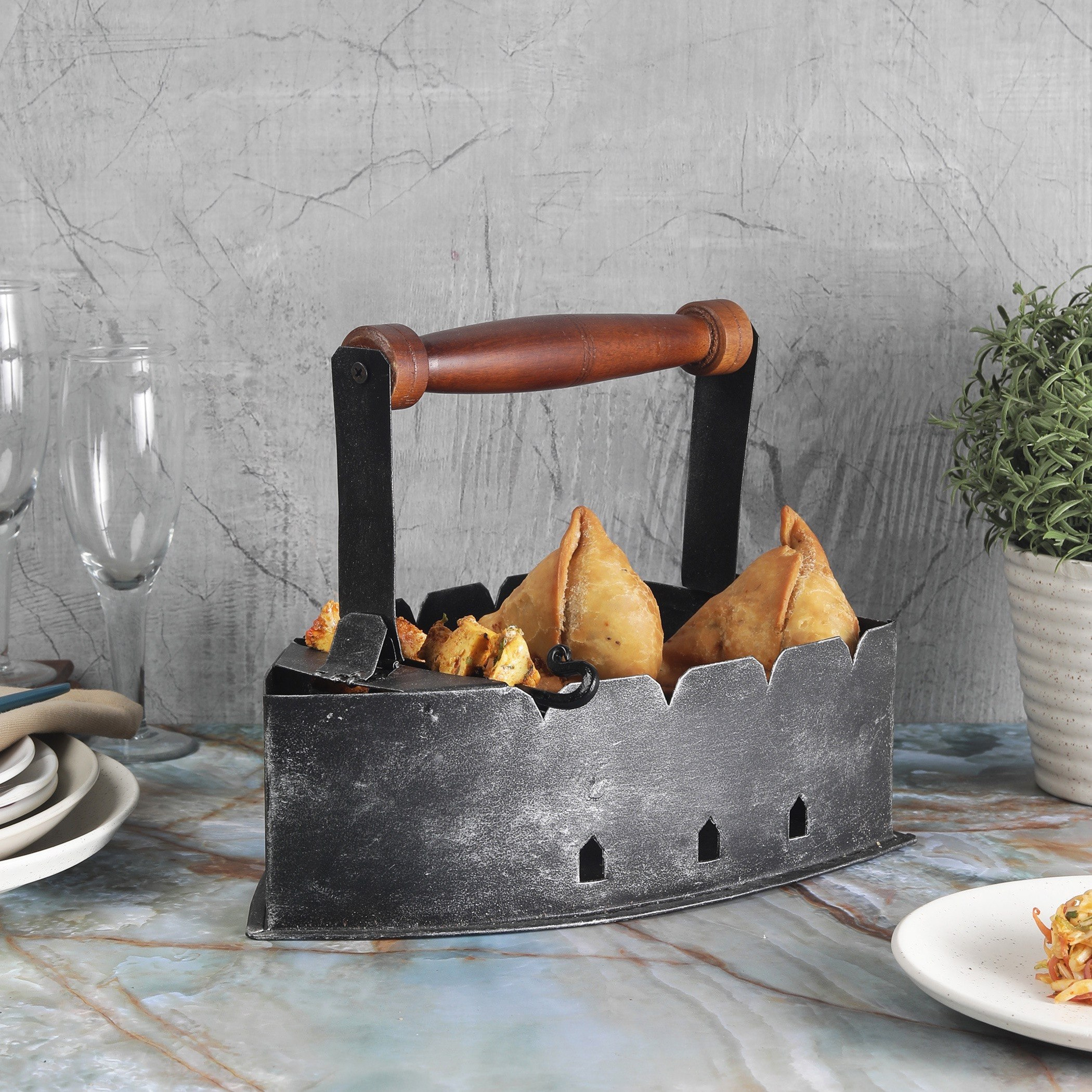 صحن تقديم شواء حديد من إندي فايب - 26.8x20.5x10.3 سم-hbxdecorandfurnishings-tabletop-serveware-image-2