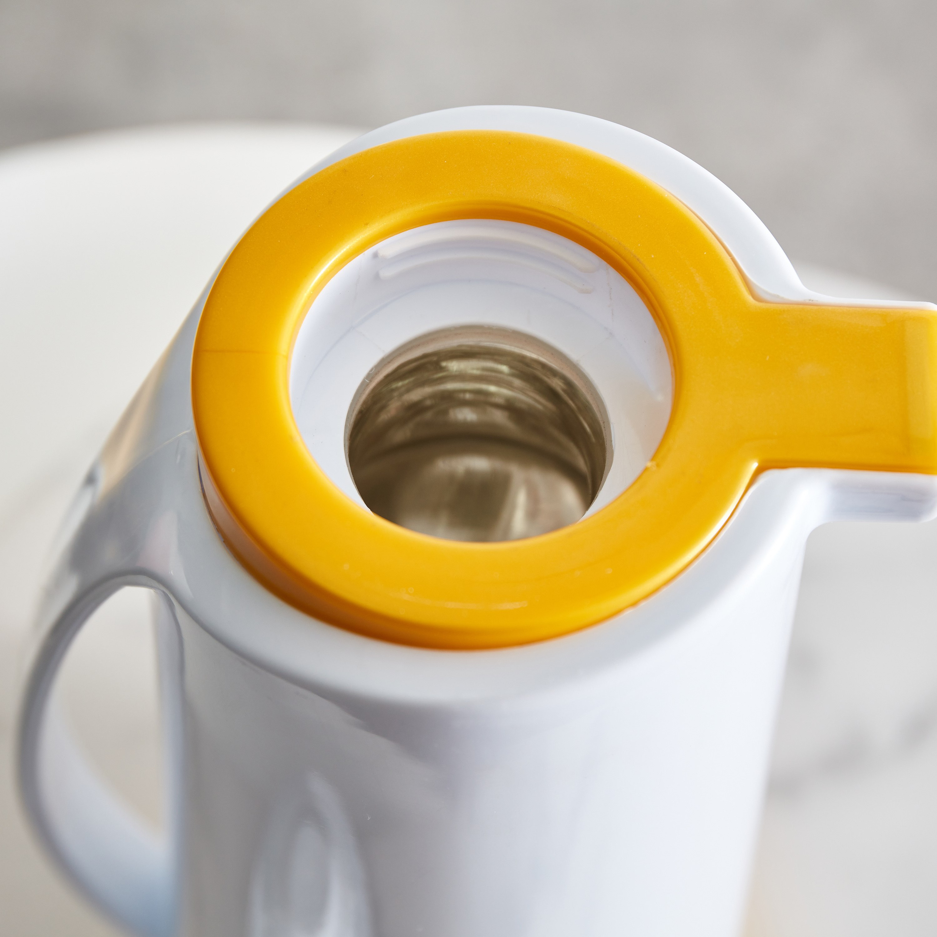 ترمس عازل كافيتريسا من أكورد ميلتون - 1 لتر-hbxhomeware-hbxkitchen-image-3