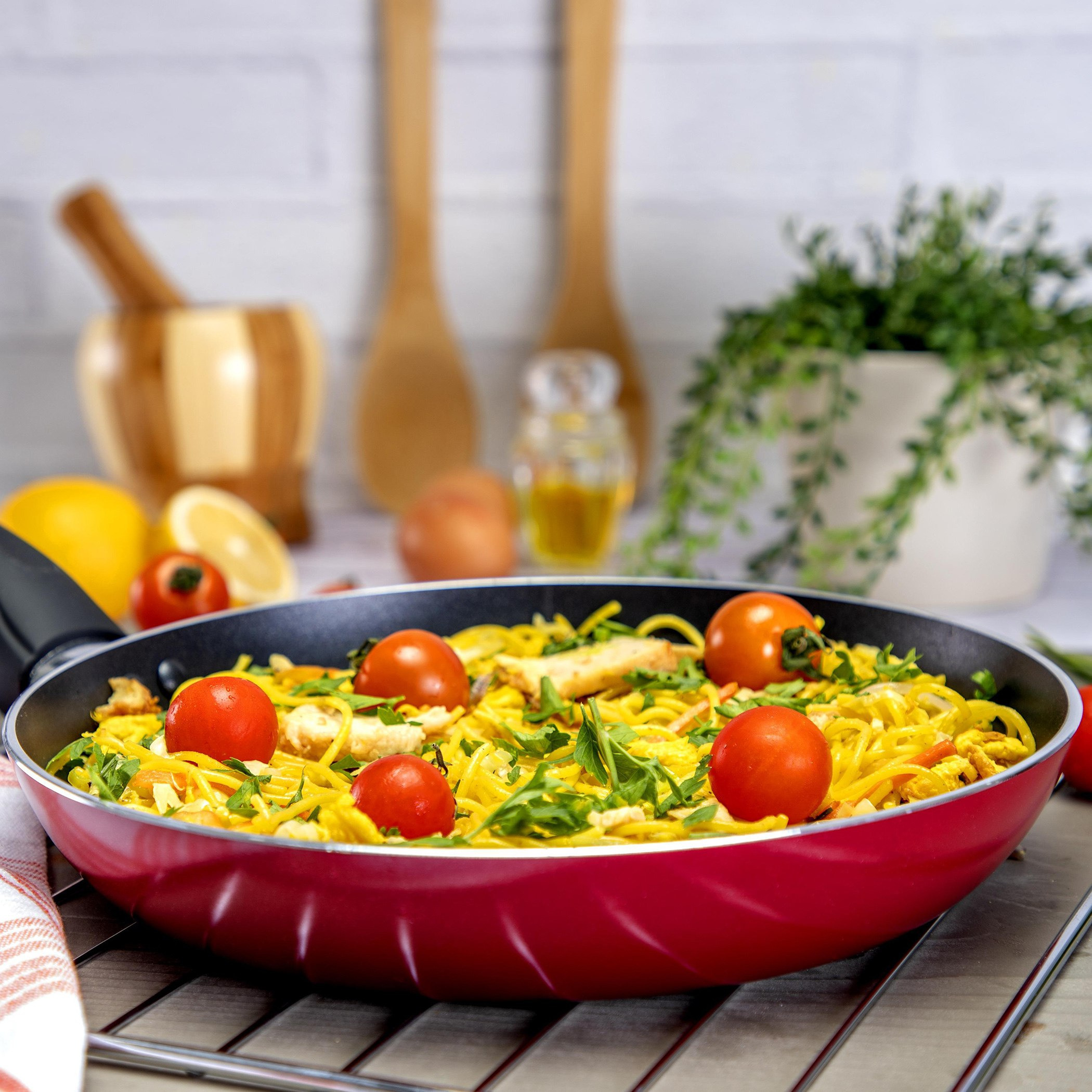 مقلاة غير قابلة للالتصاق من رويال - 30 سم-hbxhomeware-hbxkitchen-image-1