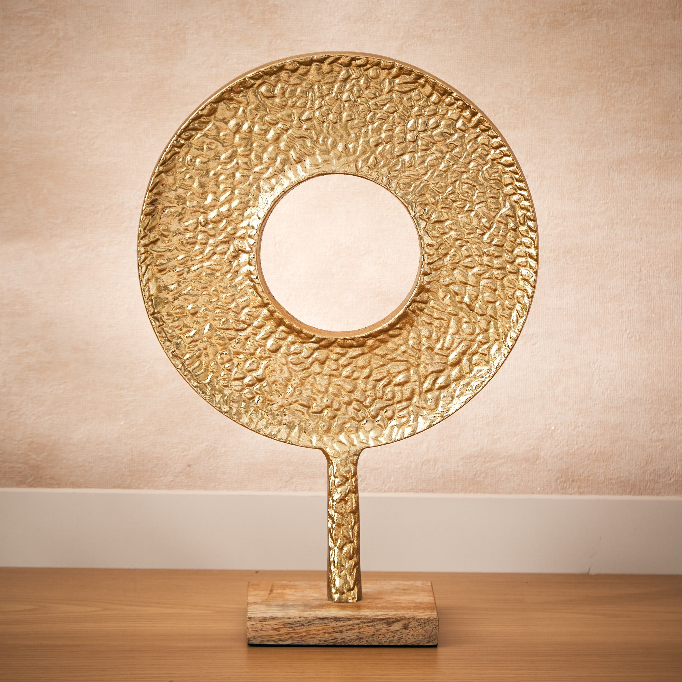 منحوتة ديكور كروية معدنية بتصميم تجريدي من زويا - 24x11x35 سم-hbxhomeware-homedecor-figurinesandornaments-image-1