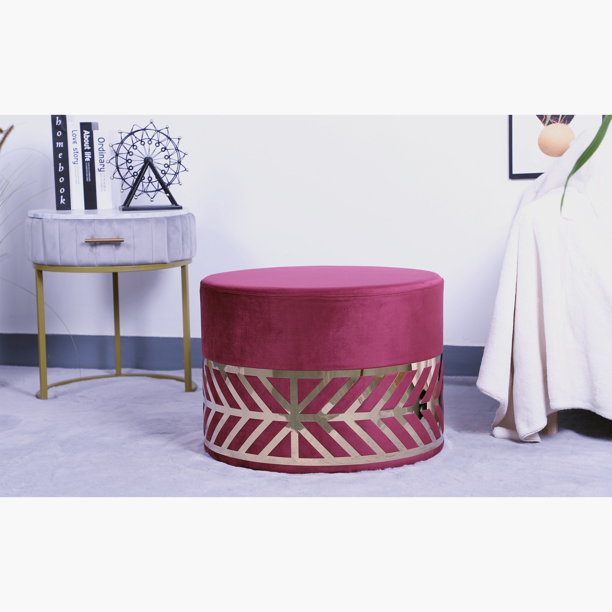 مقعد عثماني كبير من ميراج - 55x55x40 سم-hbxlivingroom-sofasandarmchairs-ottomansandfootstools-image-2