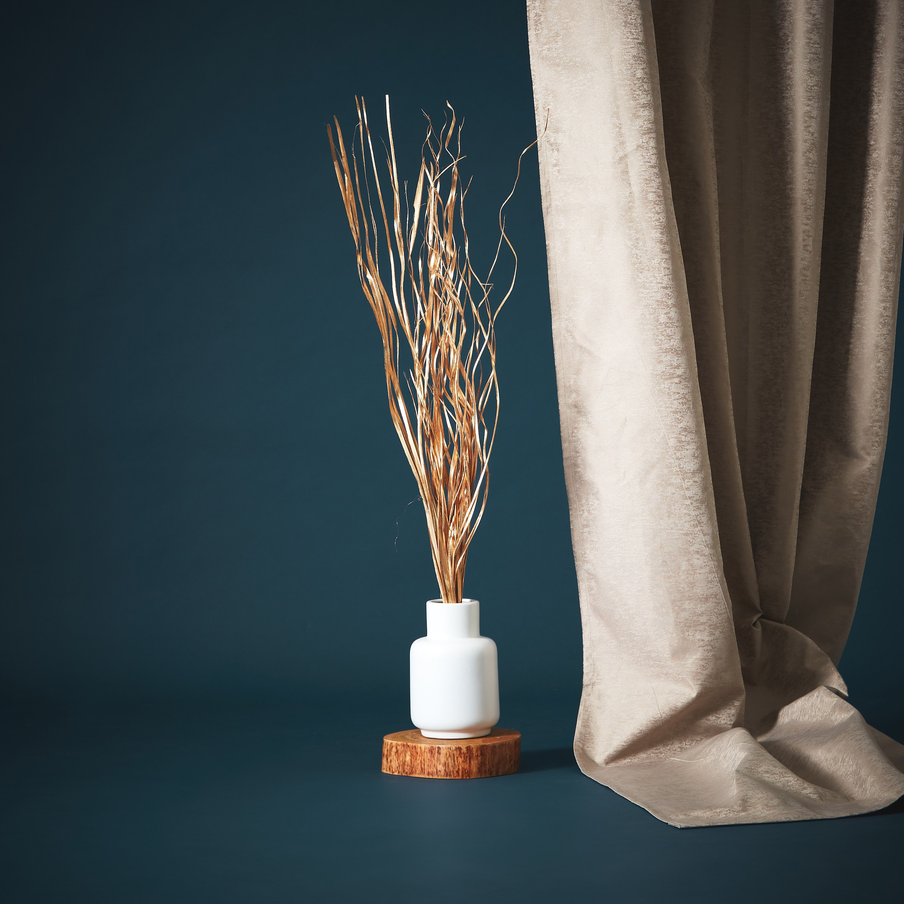عيدان مزهرية لامعة ومموجة للزينة من أروين - 100 سم-hbxdecorandfurnishings-homeaccessories-artificialflowersandplants-image-1