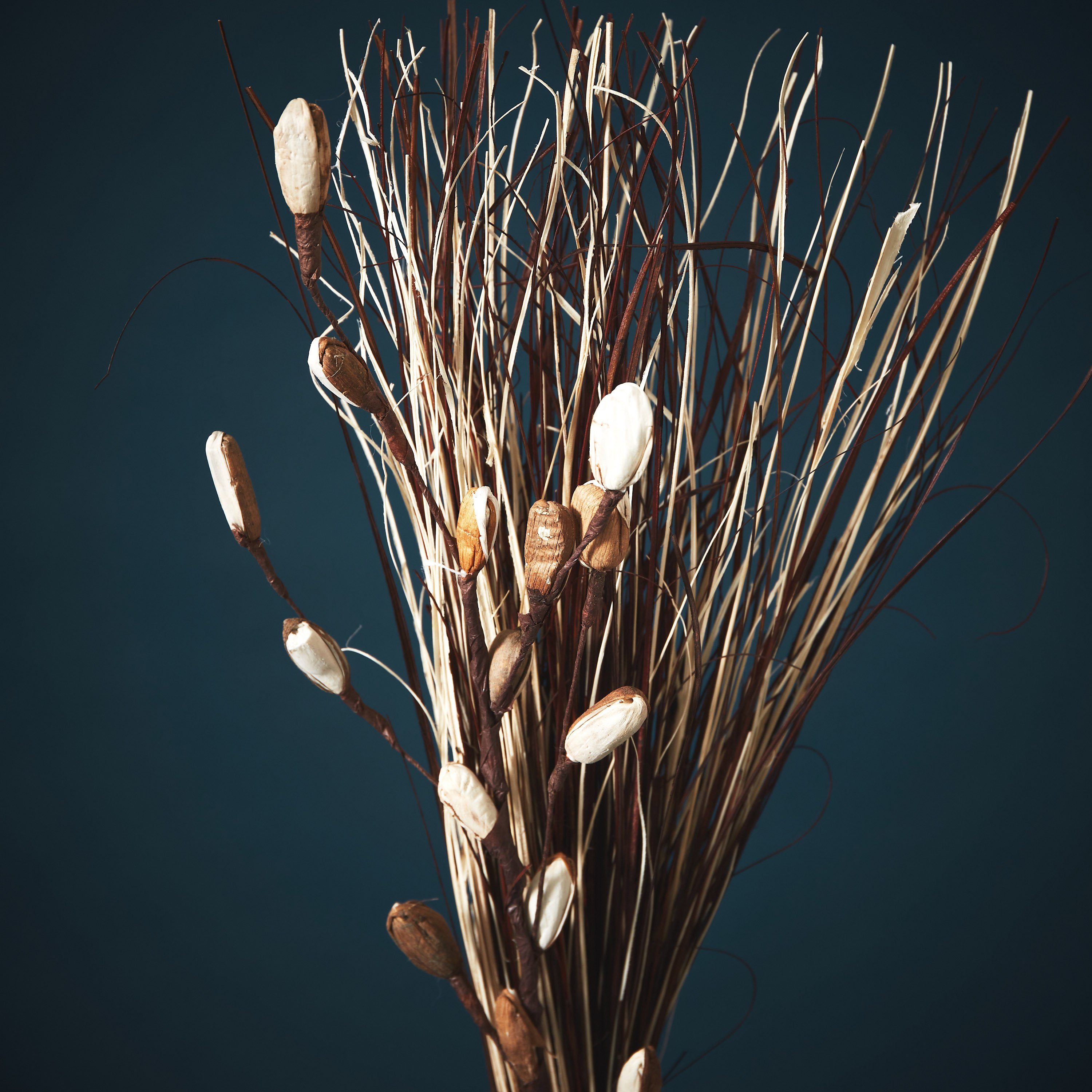 باقة نبات قائمة من أروين - 80 سم-hbxdecorandfurnishings-homeaccessories-artificialflowersandplants-image-2