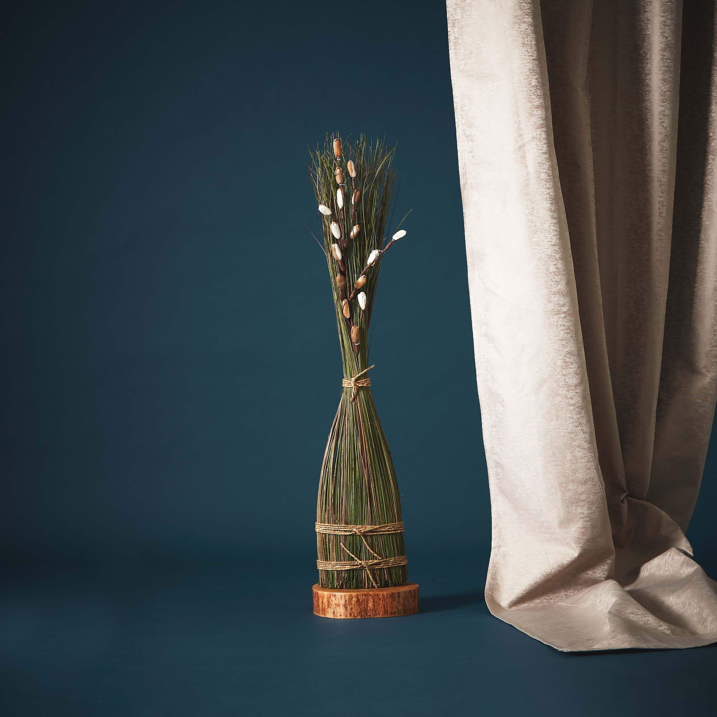 باقة نبات قائمة من أروين - 80 سم-hbxdecorandfurnishings-homeaccessories-artificialflowersandplants-image-1