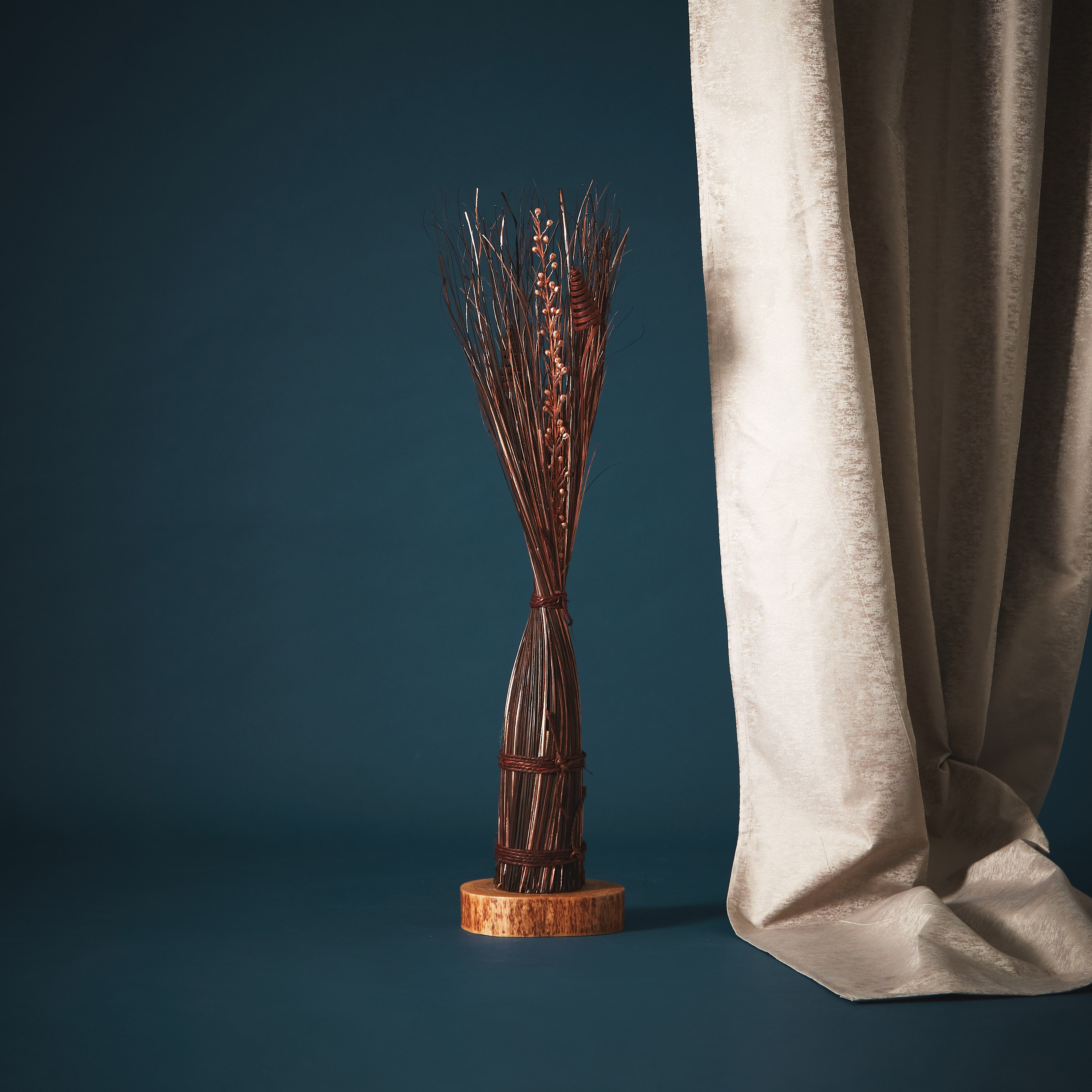 باقة نبات قائمة من أروين - 90 سم-hbxdecorandfurnishings-homeaccessories-artificialflowersandplants-image-1