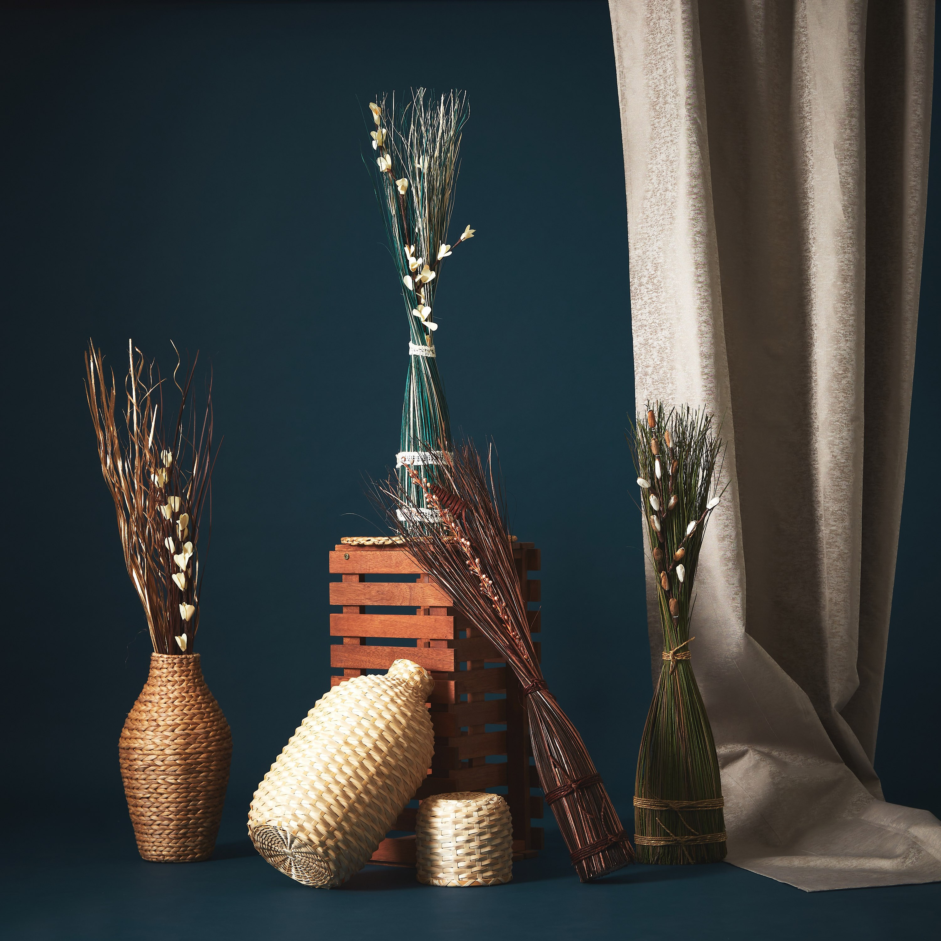 باقة نبات قائمة من أروين - 90 سم-hbxdecorandfurnishings-homeaccessories-artificialflowersandplants-image-4