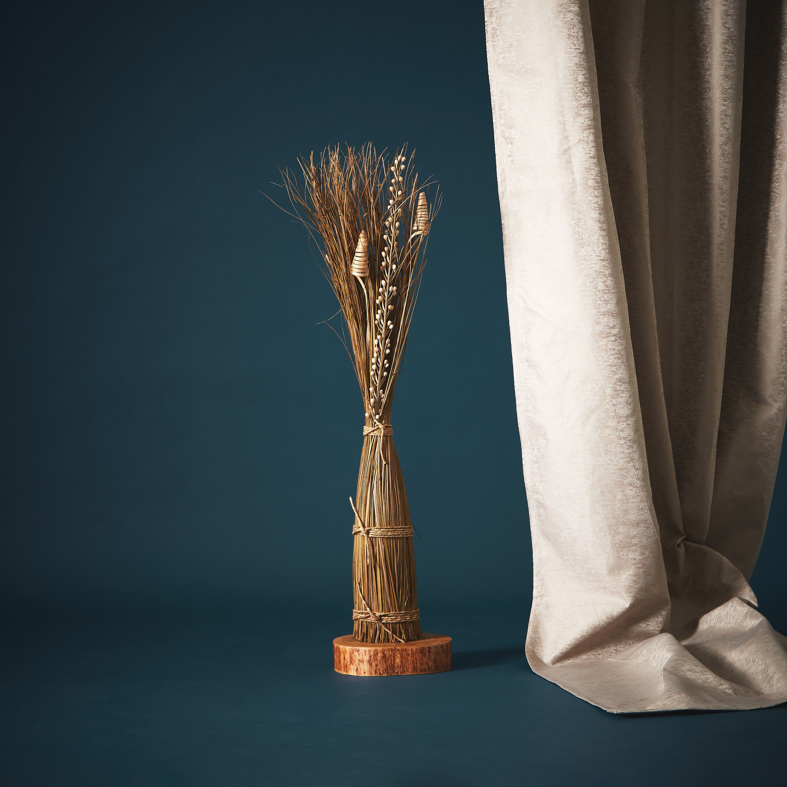 باقة نبات قائمة من أروين - 90 سم-hbxdecorandfurnishings-homeaccessories-artificialflowersandplants-image-1
