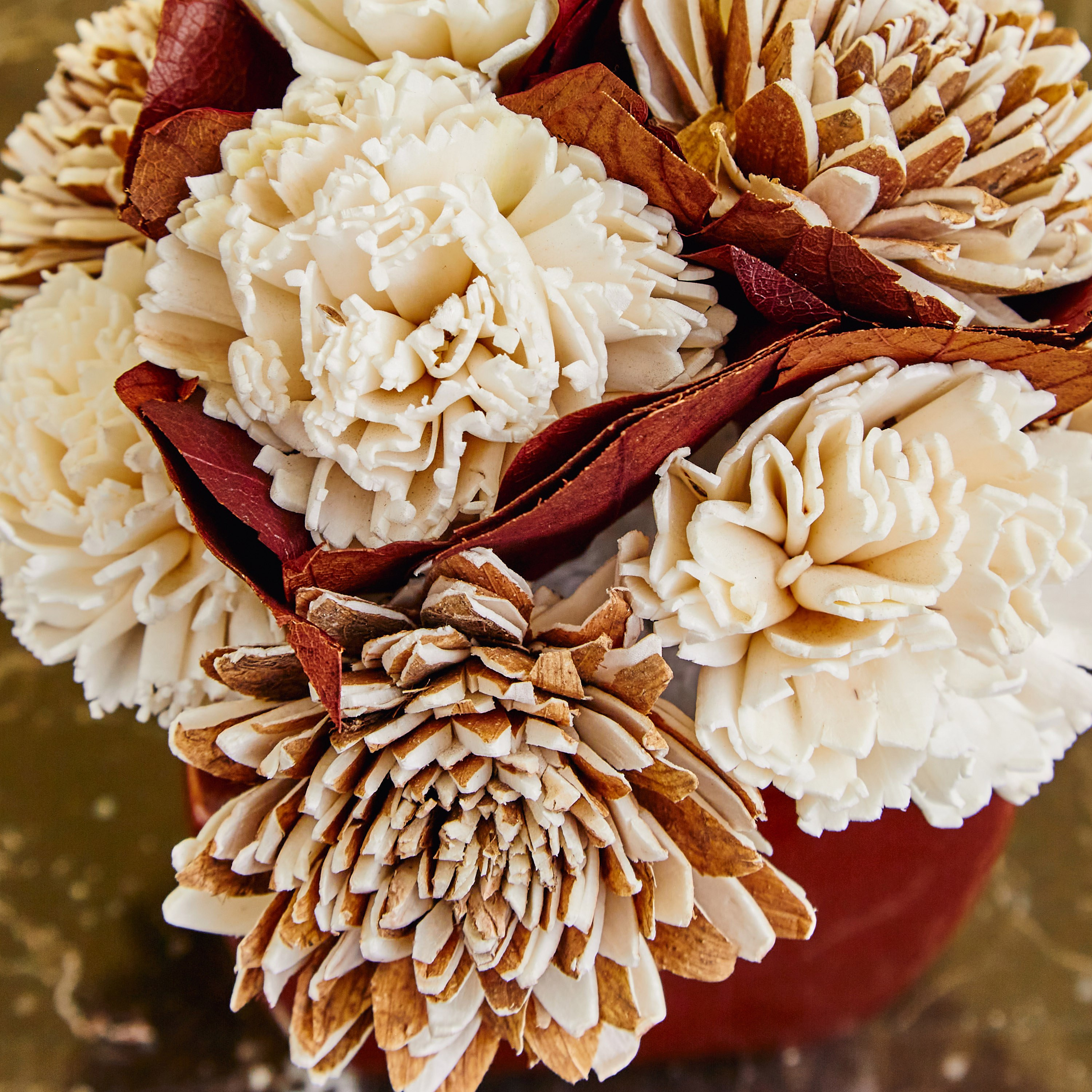 تشكيلة زهور في مزهرية سيراميك من أروين - 15 سم-hbxdecorandfurnishings-homeaccessories-artificialflowersandplants-image-2