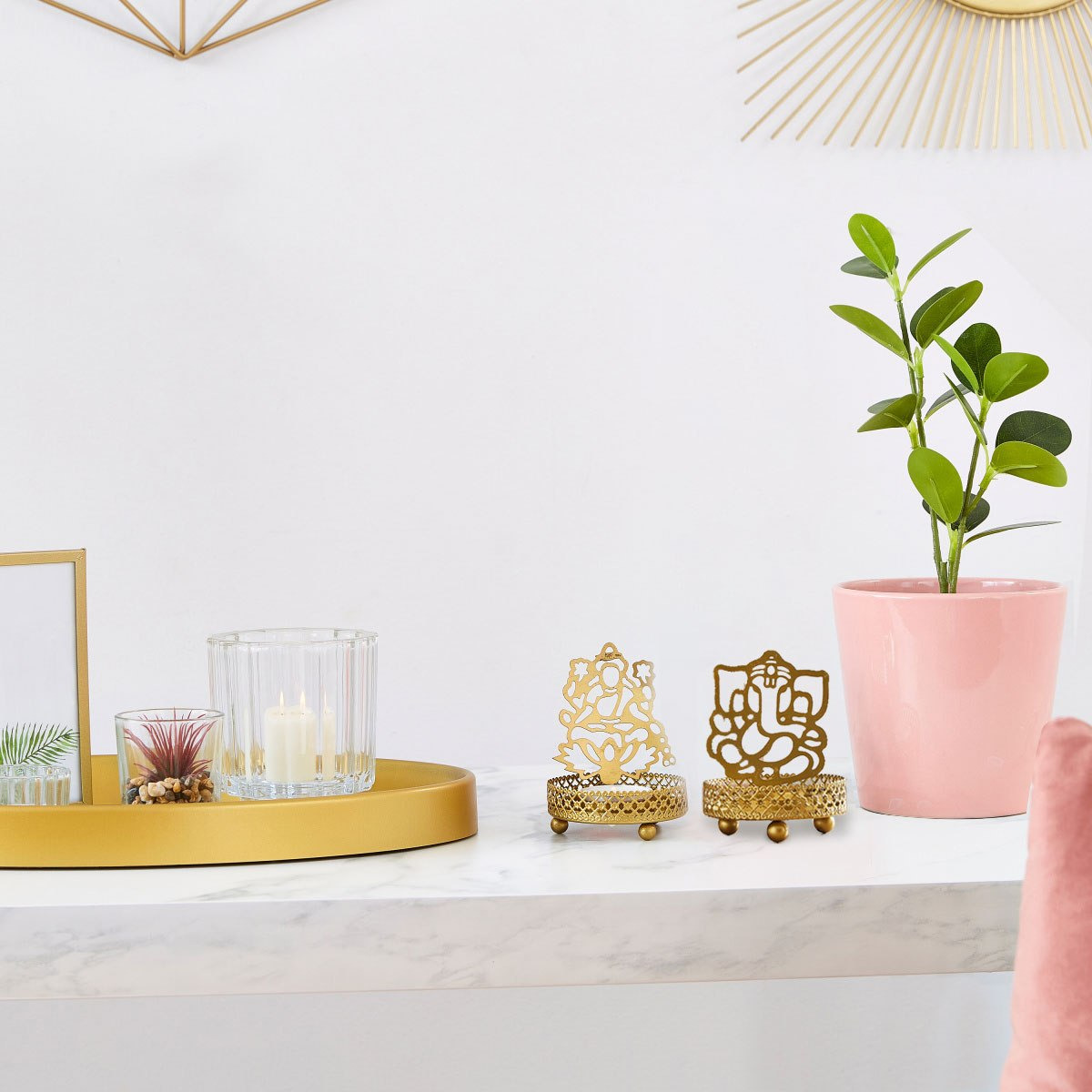 حامل شموع جانيش لاكشمي معدني بتصميم مفرغ من زوها - 8x8x8 سم-hbxlivingroom-decorandaccessories-candleholders-image-3