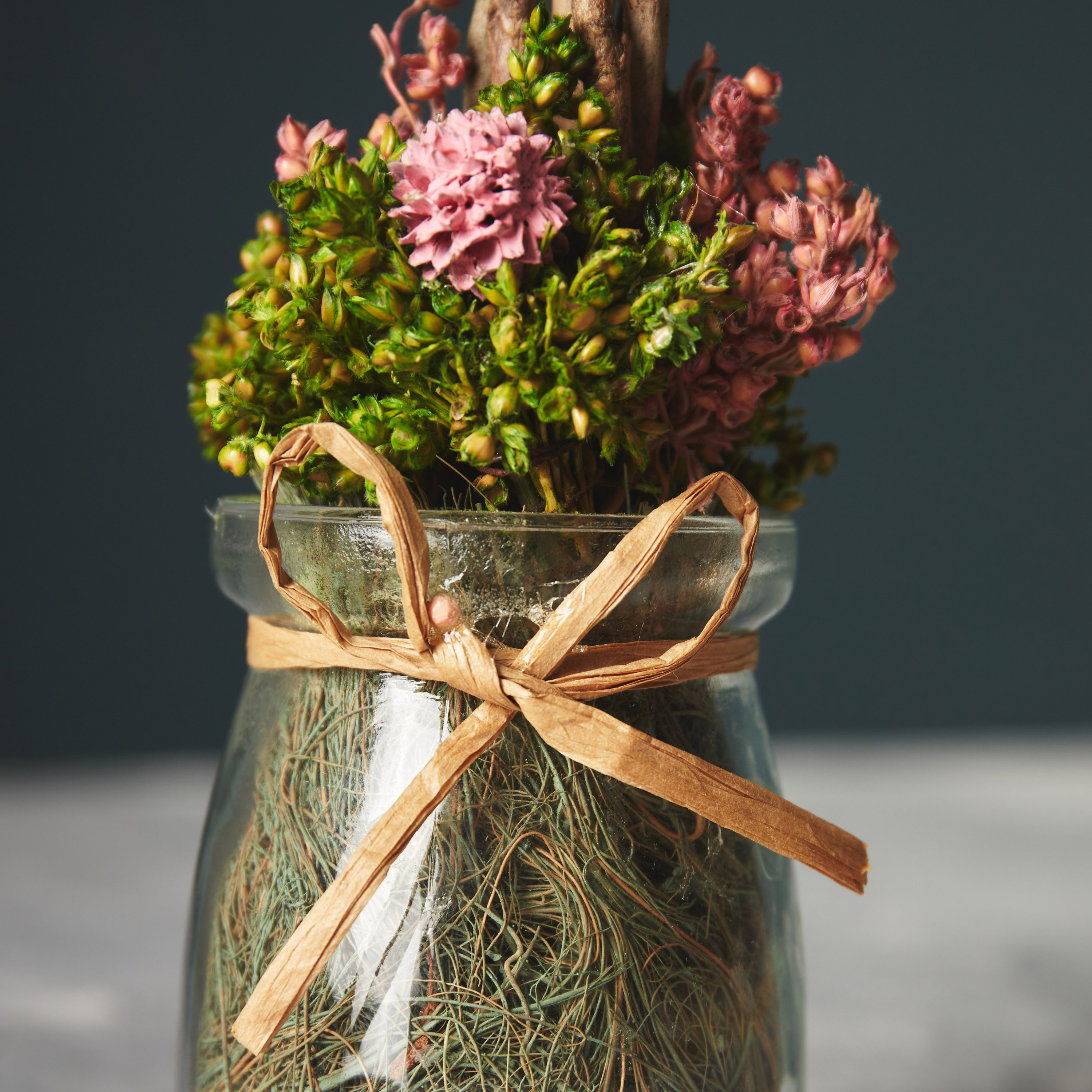 شجرة بتصميم مظلة وورد الحديقة من آريس - 10x10x21 سم-hbxdecorandfurnishings-homeaccessories-artificialflowersandplants-image-3
