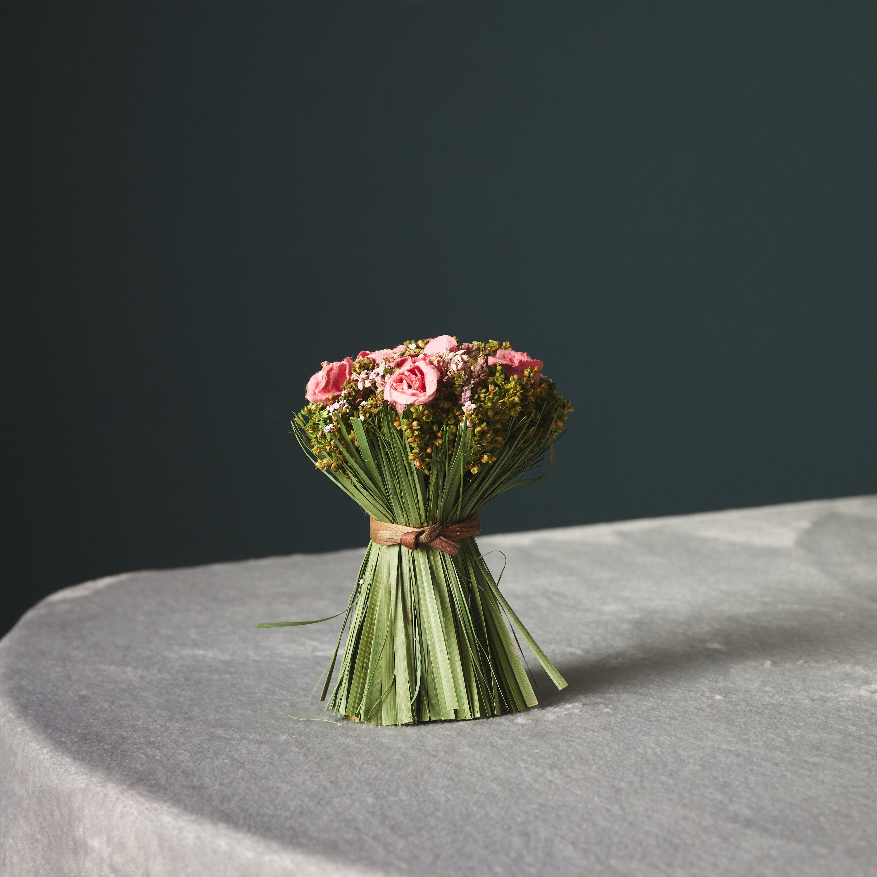 باقة وردة التوت من آريس - 10×10×14 سم-hbxdecorandfurnishings-homeaccessories-artificialflowersandplants-image-1