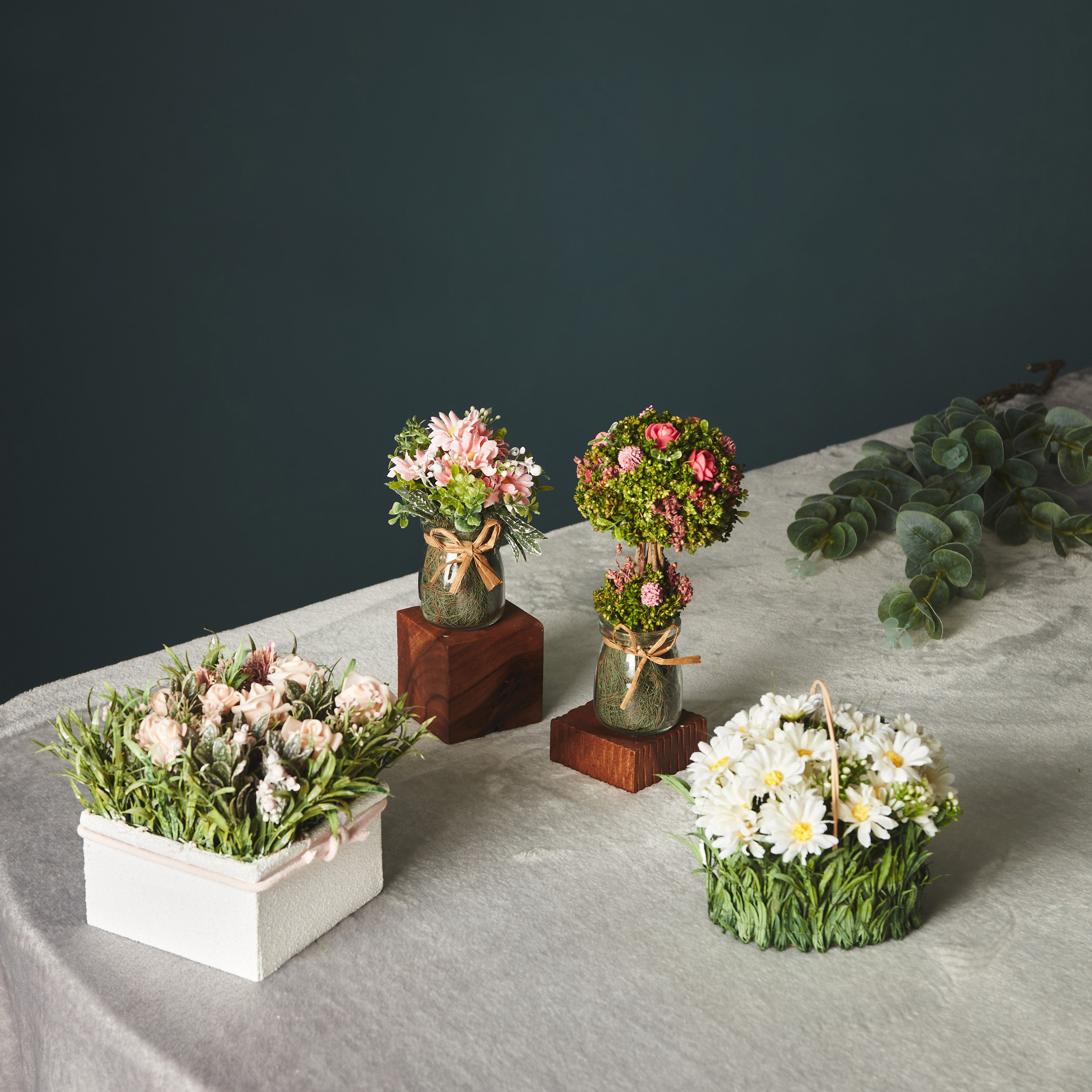 زهور أقحوان في إصيص زجاجي من آريس - 9x13 سم-hbxdecorandfurnishings-homeaccessories-artificialflowersandplants-image-5