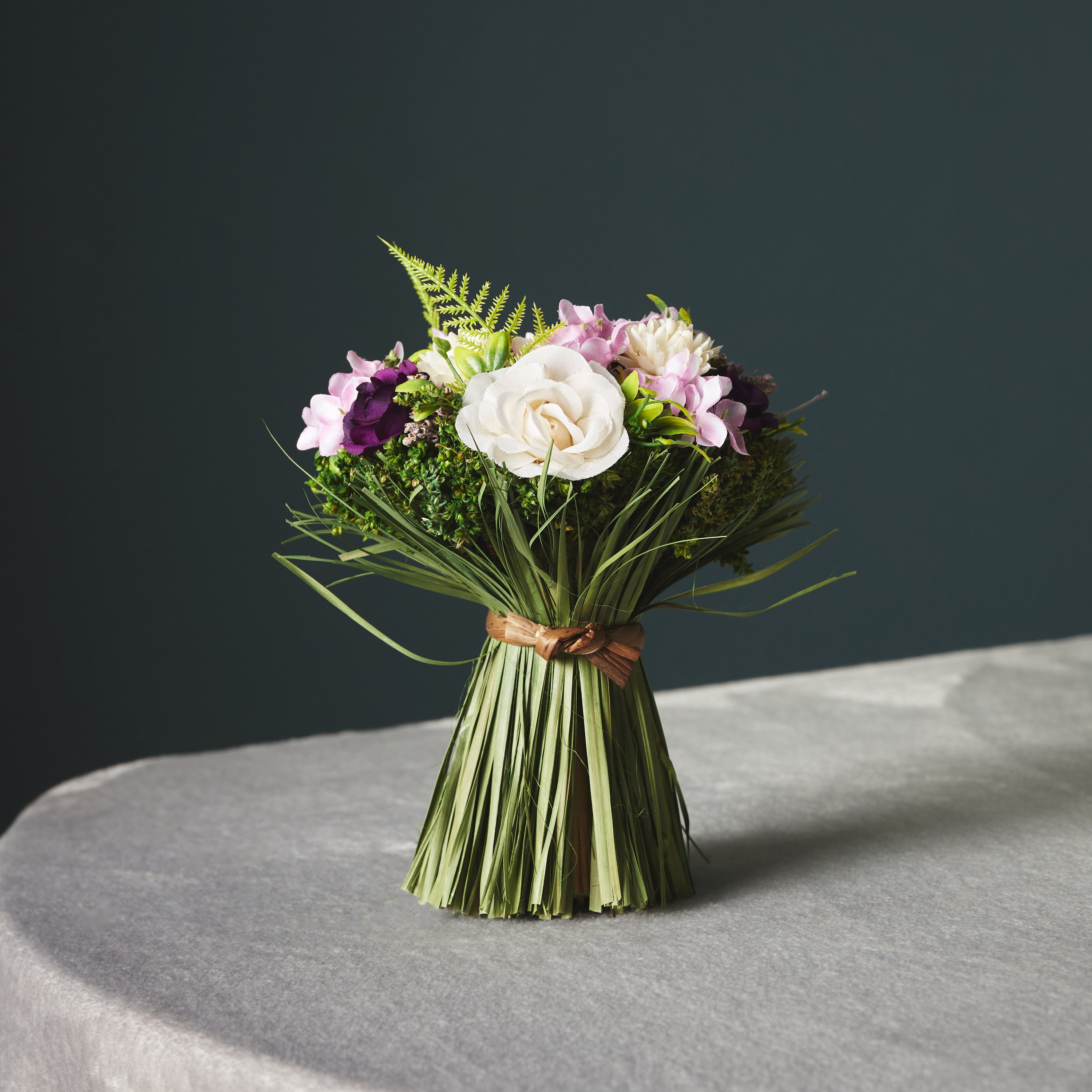 باقة زهور من آريس - 17x17x22 سم-hbxdecorandfurnishings-homeaccessories-artificialflowersandplants-image-1