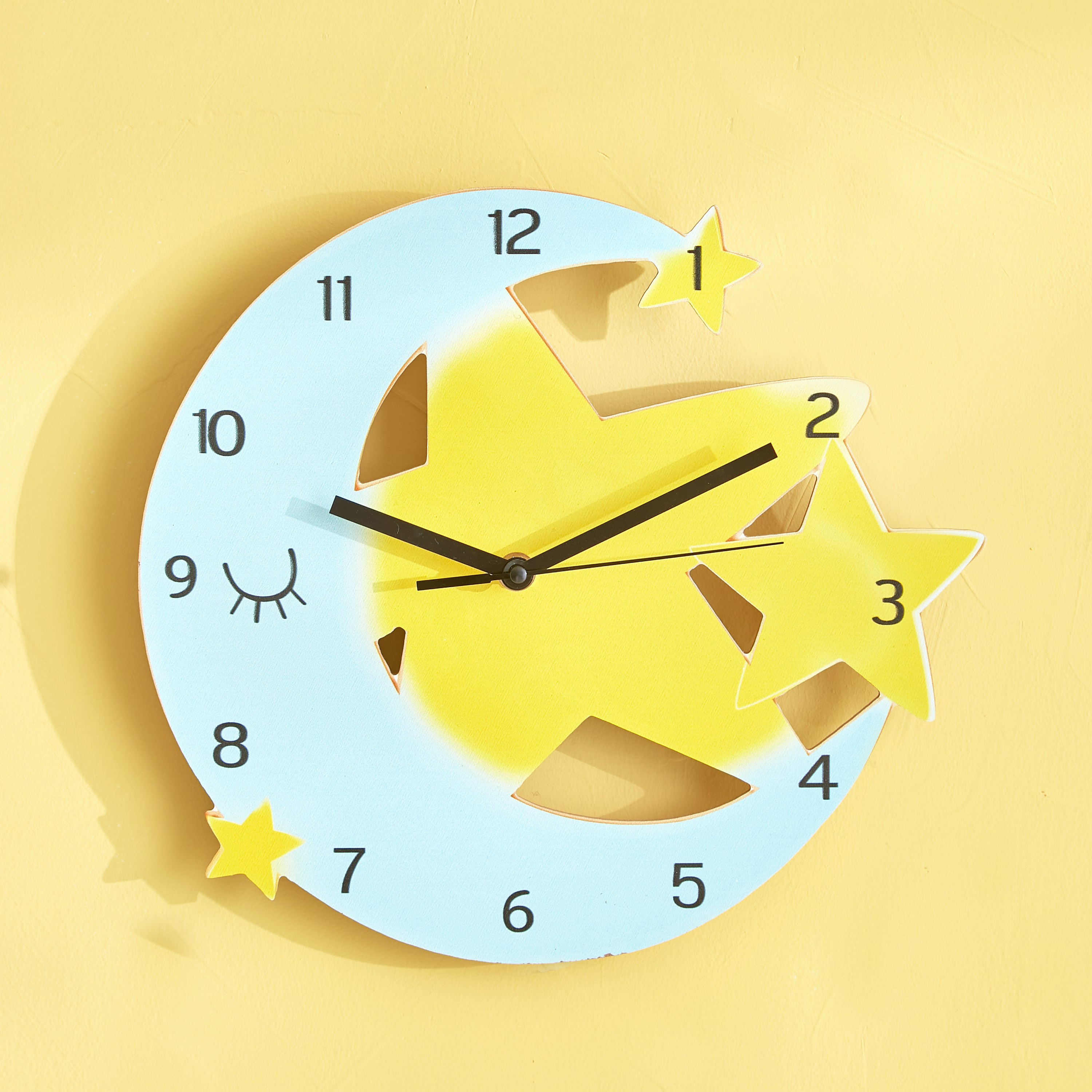 ساعة حائط إم دي إف بتصميم قمر من فالنتينا - 30x30x3.5 سم-hbxhomeware-hbxkidsandyouth-image-1