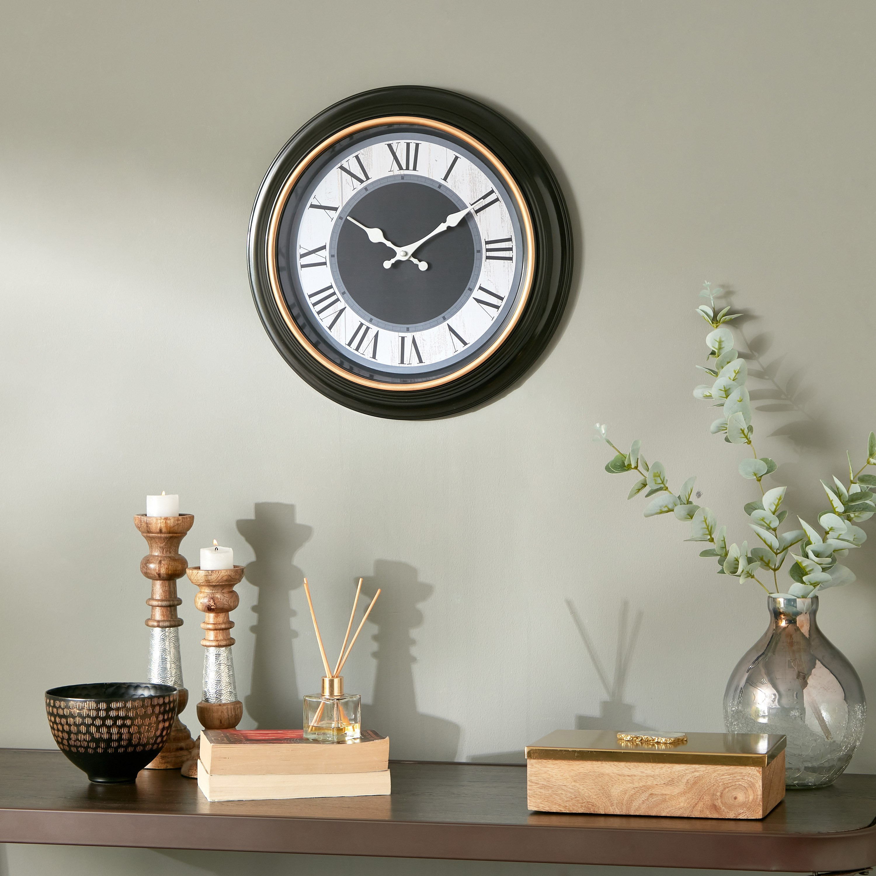 ساعة حائط مزينة بأرقام رومانية ورقية من إيلا - 40x5 سم-hbxdecorandfurnishings-homeaccessories-clocks-image-4