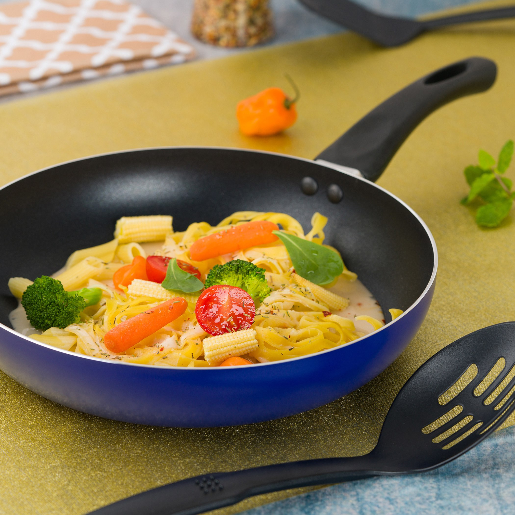 طقم أواني طهي ألومنيوم غير قابل للالتصاق 13 قطعة من إنسيا-hbxkitchen-kitchenware-foodpreparation-image-4